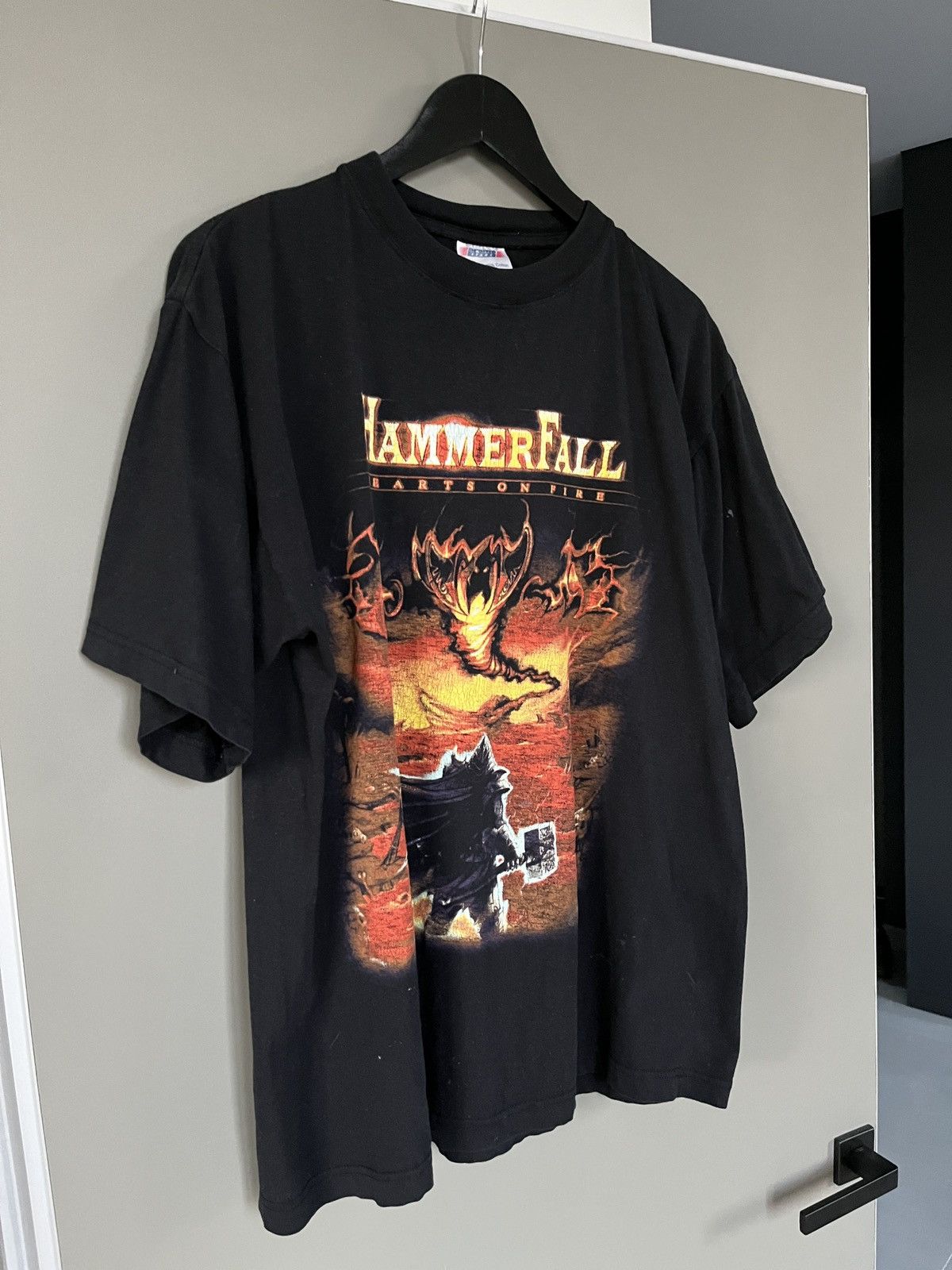 Band Tees Hammerfall 2002 Vintage Hearts on Fire T-shirt Size US XL / EU 56 / 4 - 2 Thumbnail