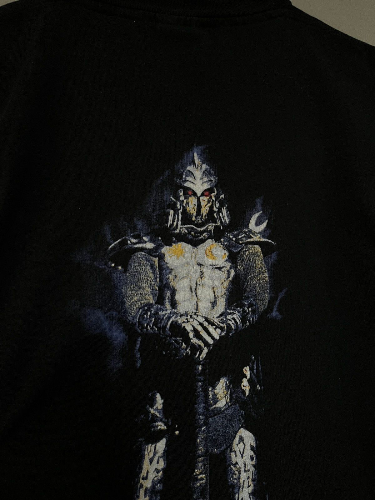 Band Tees Hammerfall 2002 Vintage Hearts on Fire T-shirt Size US XL / EU 56 / 4 - 7 Thumbnail