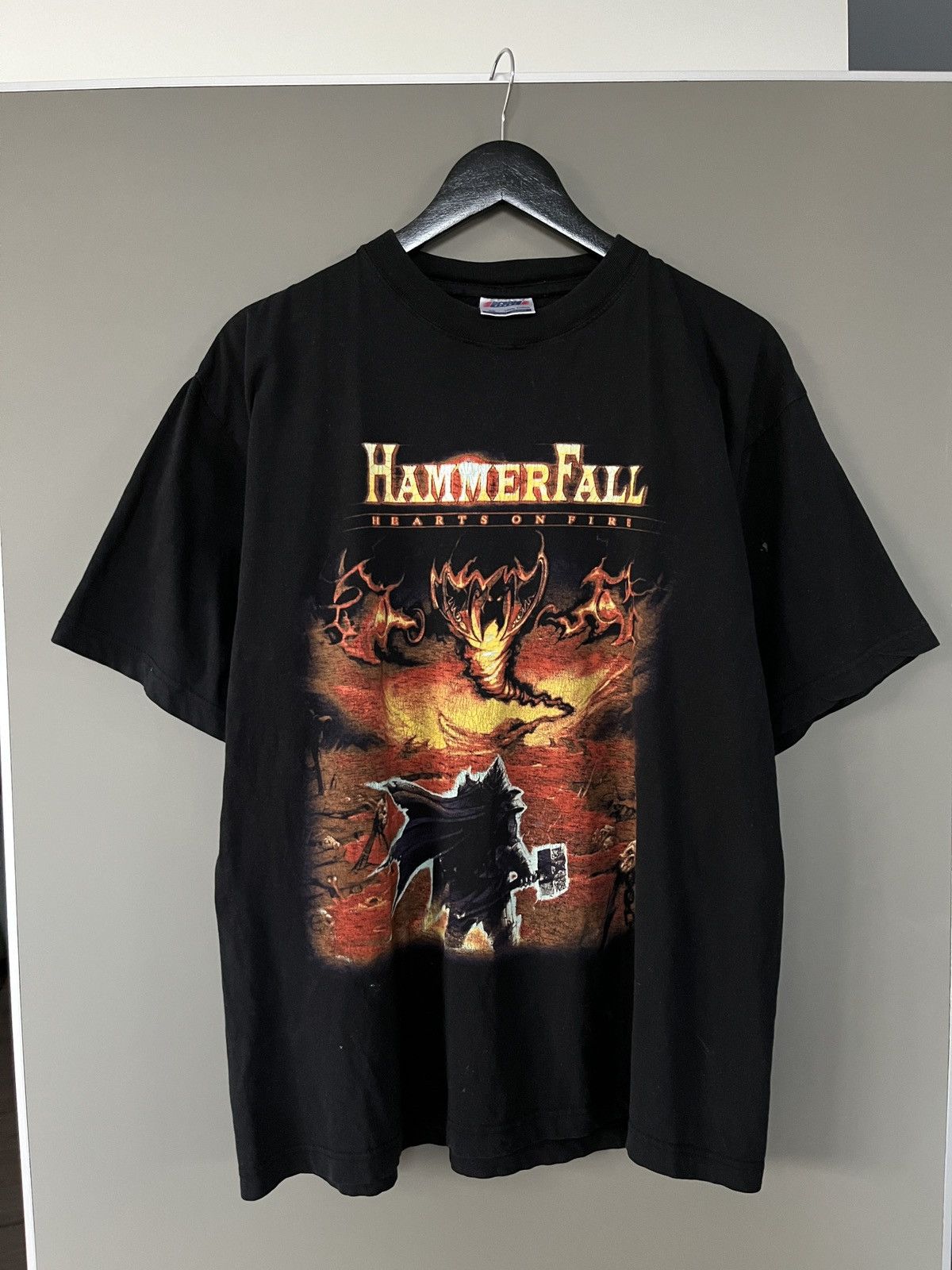 Band Tees Hammerfall 2002 Vintage Hearts on Fire T-shirt Size US XL / EU 56 / 4 - 1 Thumbnail