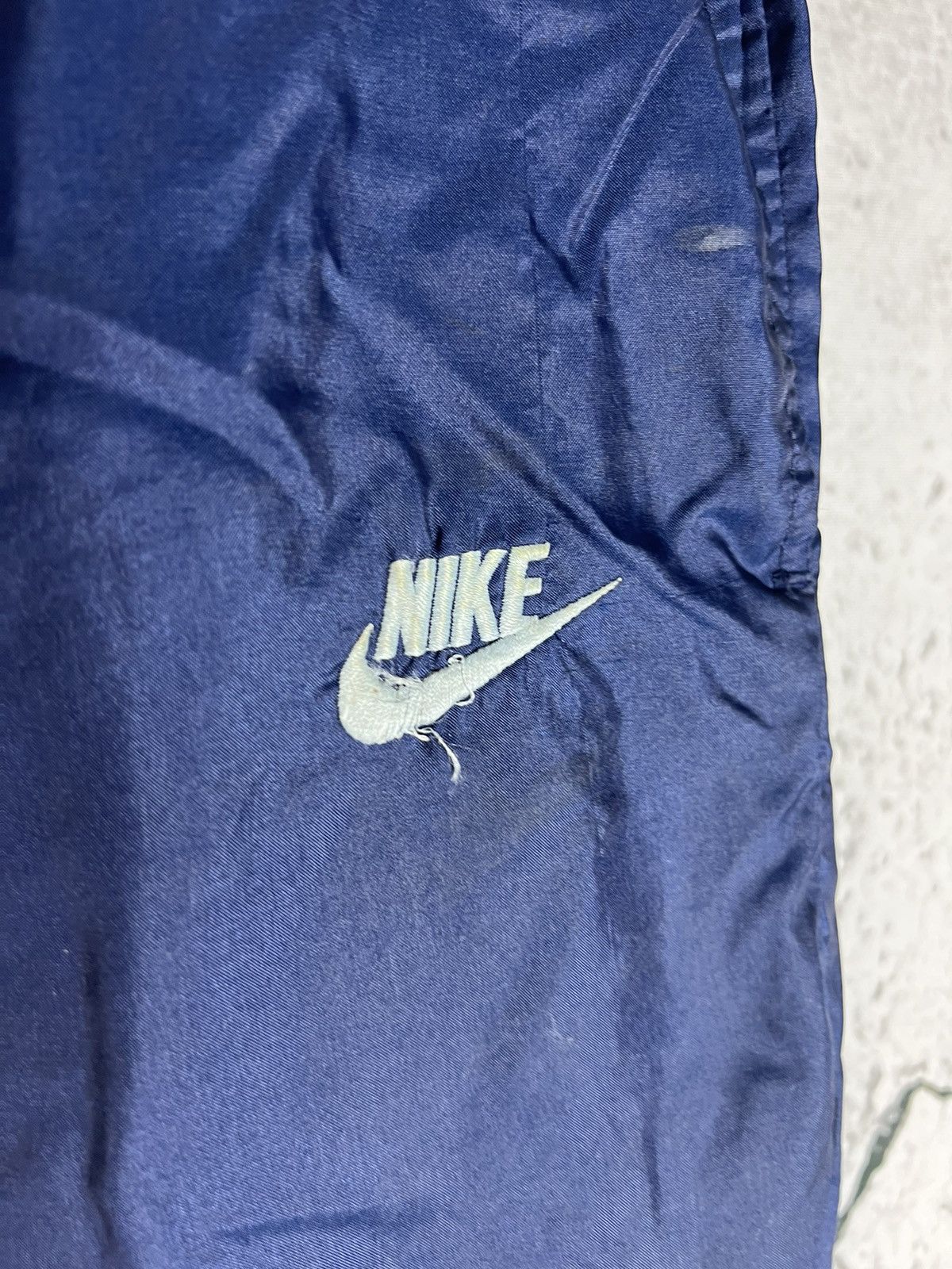 Vintage Vintage 90s Nike Baggy Nylon Track Pants Hype Streetwear Size US 34 / EU 50 - 4 Thumbnail