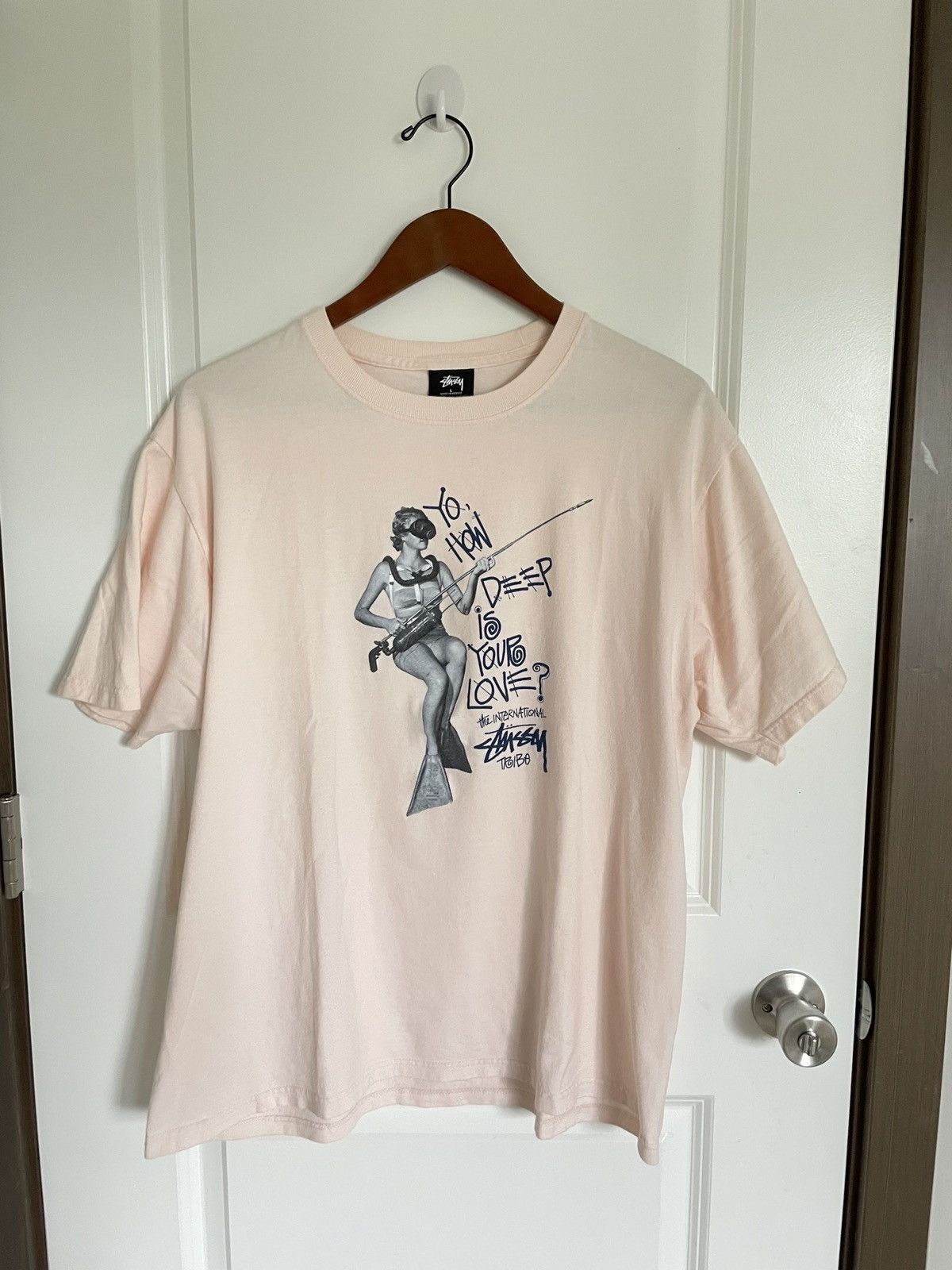 Stussy Stussy “How Deep Is Your Love” Tee Size US L / EU 52-54 / 3 - 1 Thumbnail