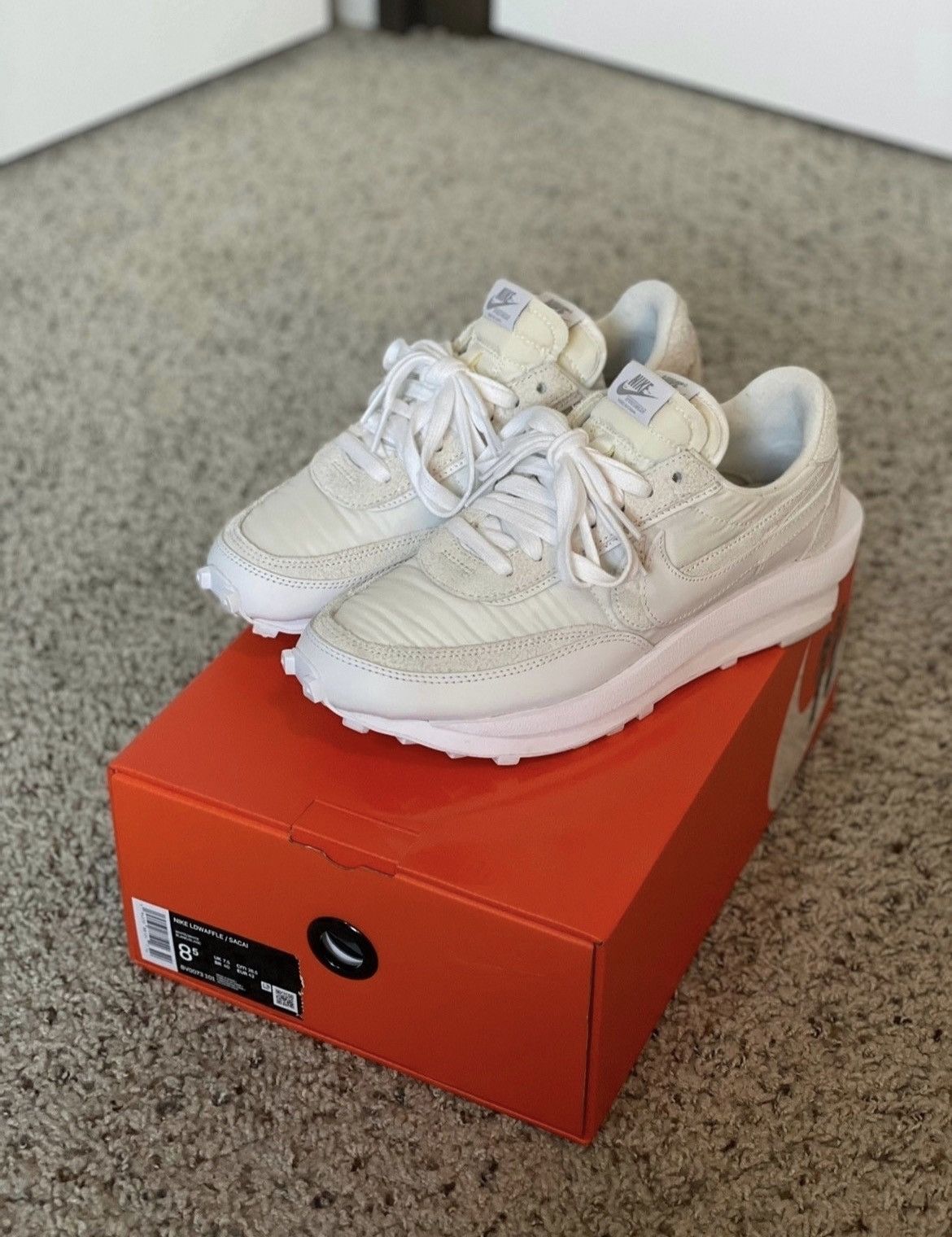 Nike Sacai White Nylon Outfit LD Waffle White Nylon