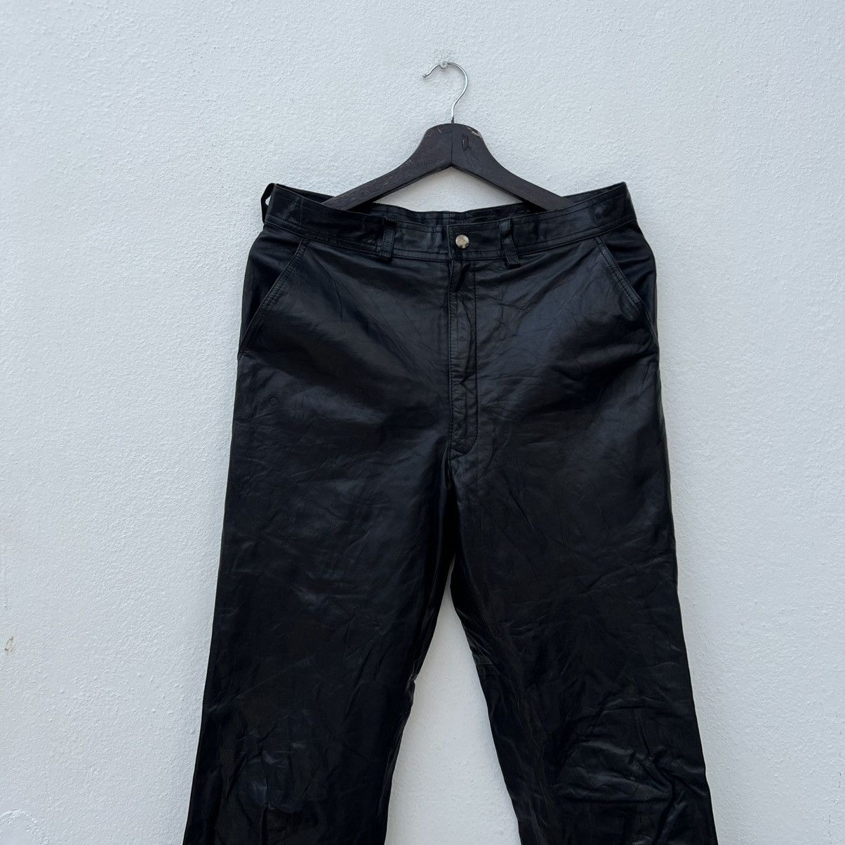 Japanese Brand VINTAGE ULTIMATE BLACK SOFT LEATHER BIKER RIDERS WEAR Size US 30 / EU 46 - 3 Thumbnail