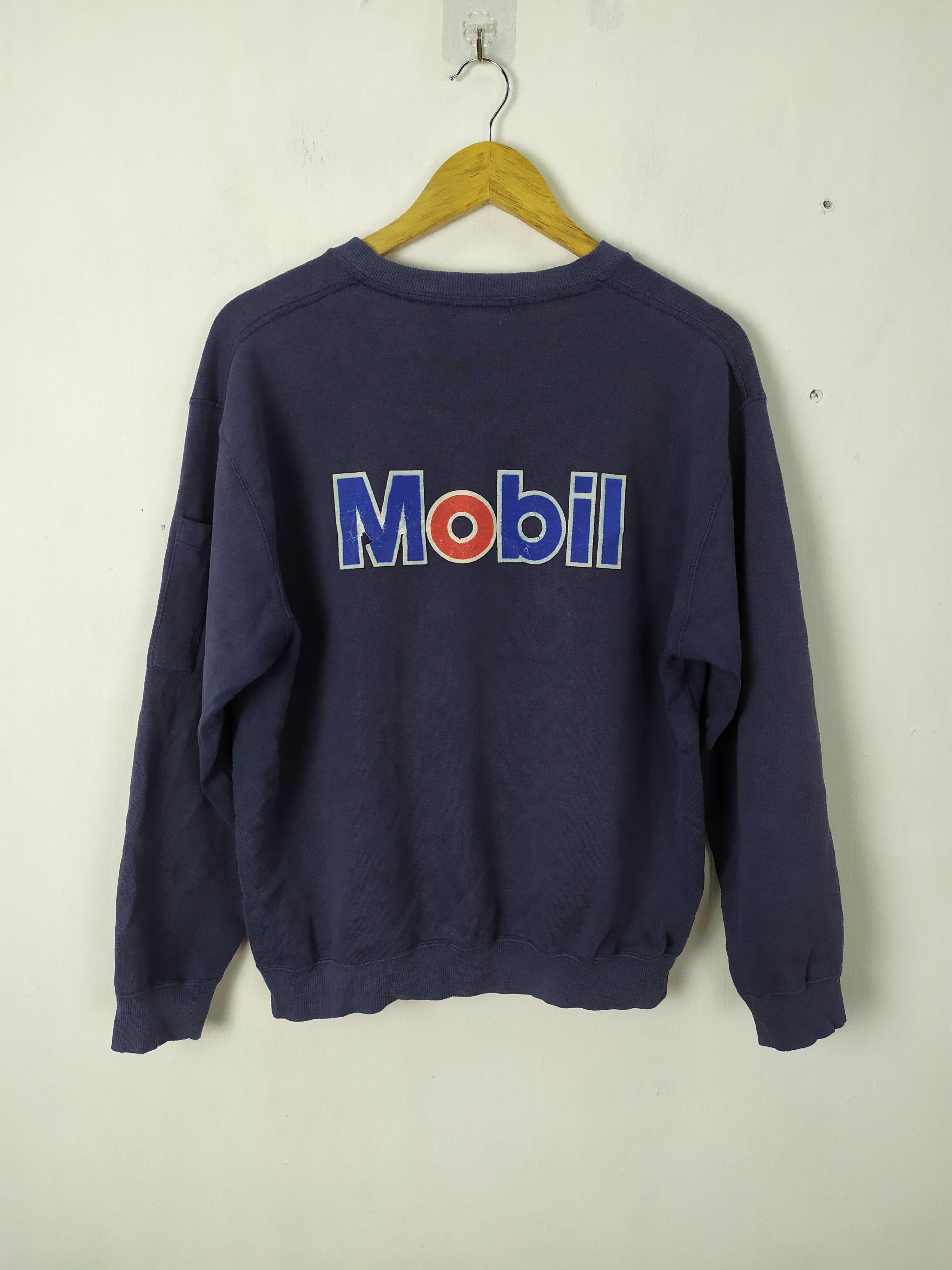Vintage VINTAGE FUJIKOSHI MOBIL FADED SWEATSHIRT Size US M / EU 48-50 / 2 - 1 Thumbnail