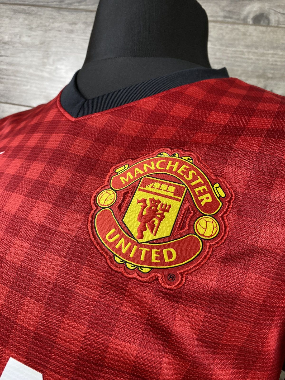Nike × Vintage Vintage Nike Manchester United Plaid Red size L Size US L / EU 52-54 / 3 - 8 Thumbnail