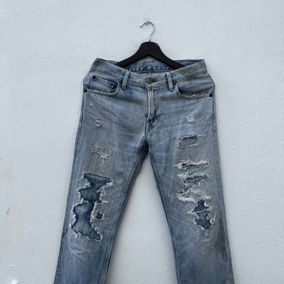 Levi's VINTAGE LEVI’S DISTRESSED DESIGN PUNK STYLE WEAR Size US 28 / EU 44 - 3 Thumbnail