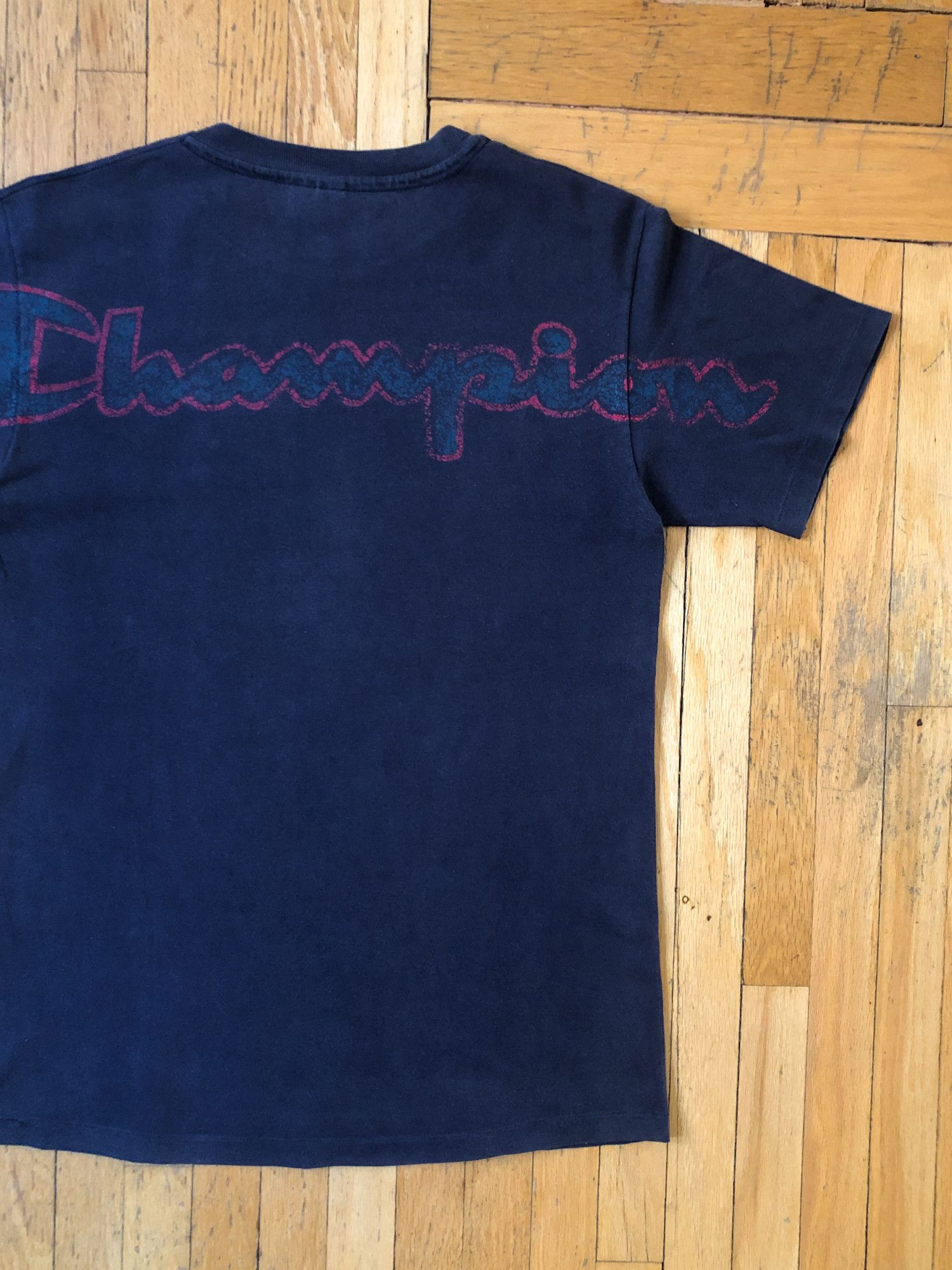Champion × Vintage 90s Single Stitch Faded Wrap Around Champion T-Shirt Size US M / EU 48-50 / 2 - 1 Thumbnail
