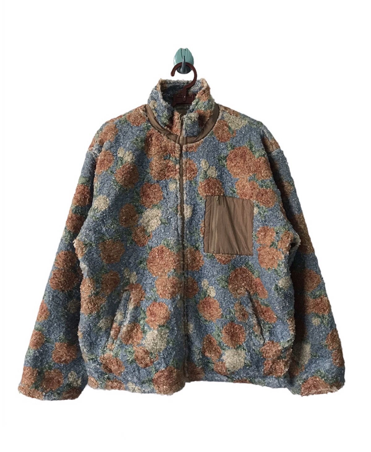 image of Archival Clothing x Art Comes First Stealsjouetie Nice Printed Deep Pile Jacket Reversible (Size Me