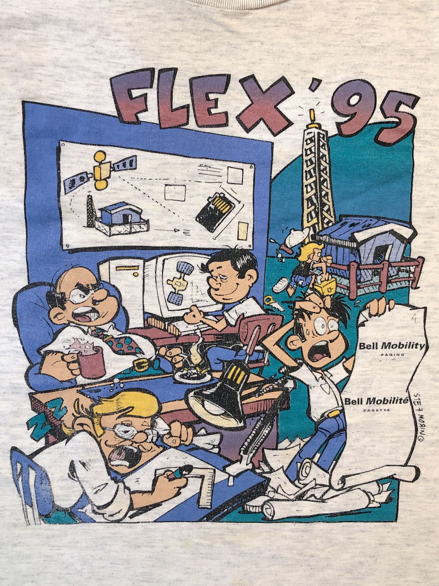Vintage 1995 Single Stitch Boxy Faded 'Flex '95' Bell T-Shirt Size US XL / EU 56 / 4 - 1 Thumbnail
