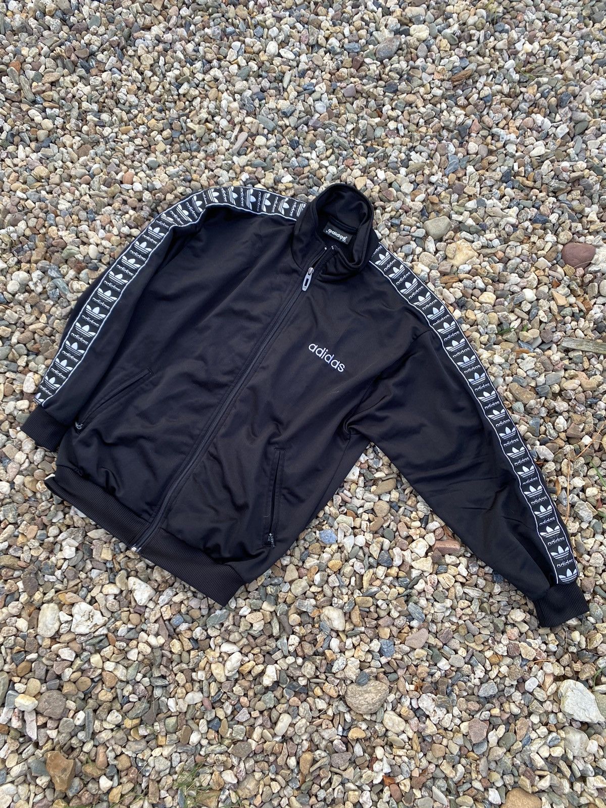 Adidas Adidas Vintage 90s track suit zip Size XS / US 0-2 / IT 36-38 - 2 Thumbnail