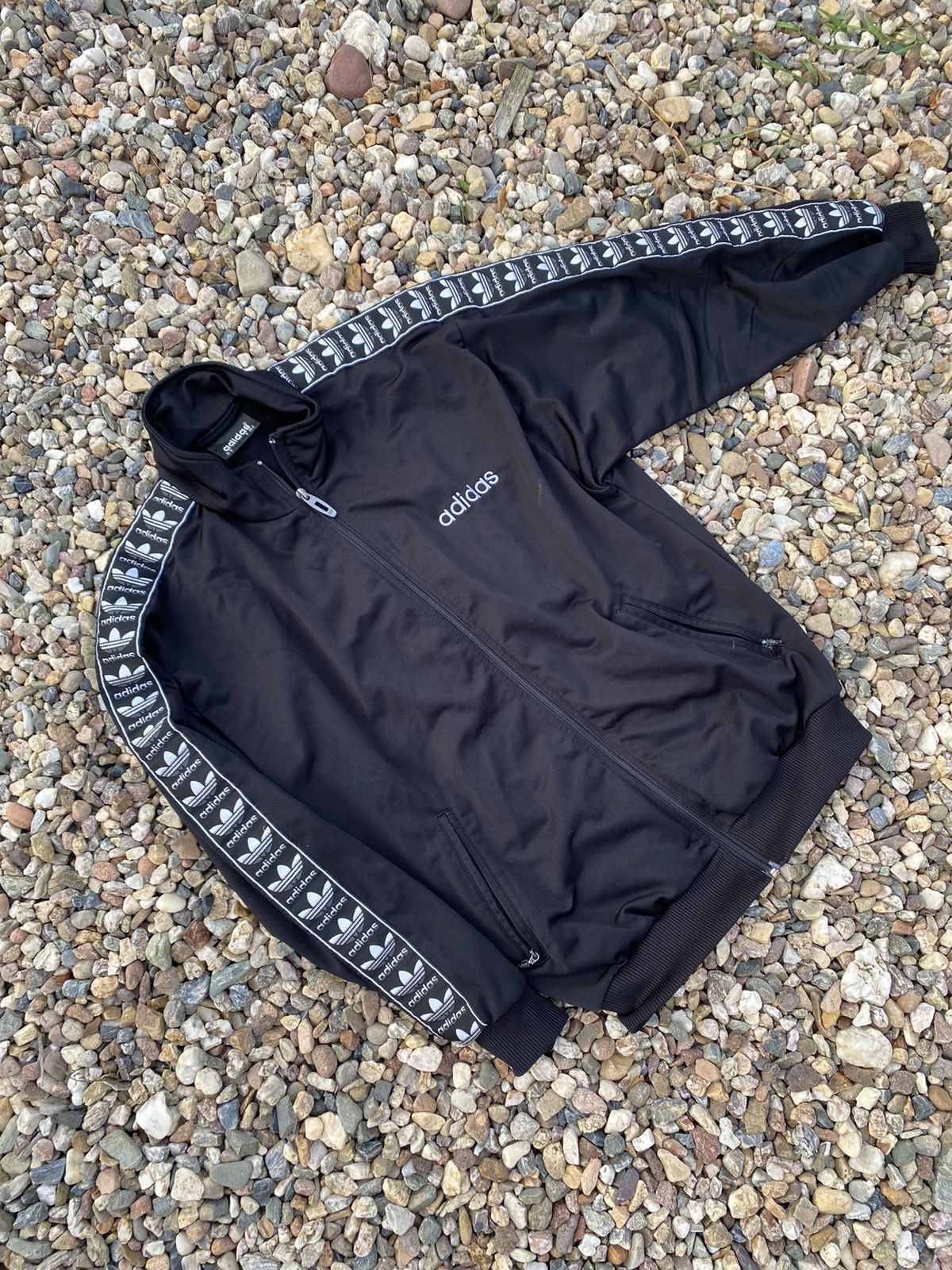 Adidas Adidas Vintage 90s track suit zip Size XS / US 0-2 / IT 36-38 - 1 Thumbnail