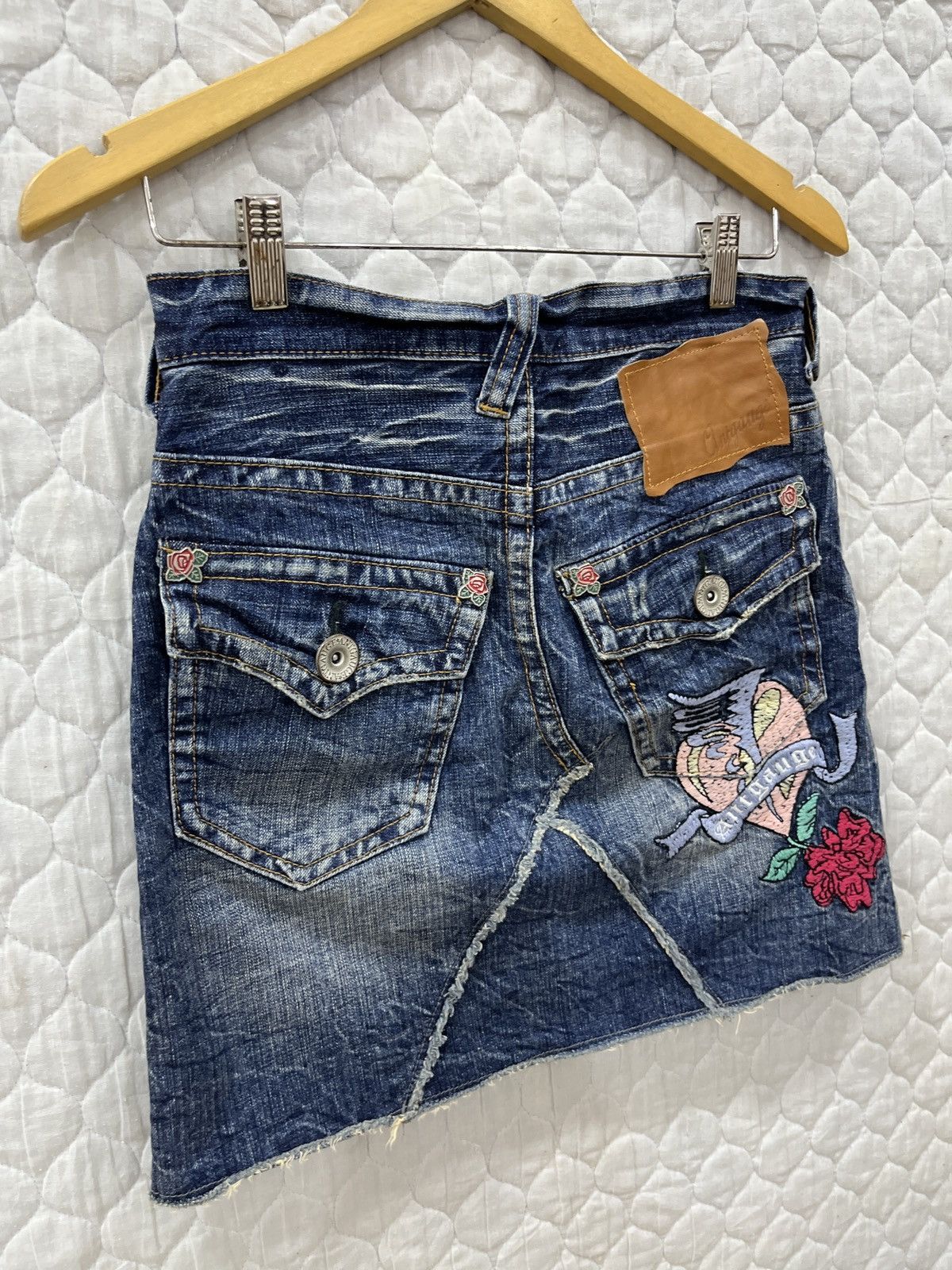 Hypebeast (Jjjj). HYPEBEAST ANGAUGE DENIM EMBROIDERY SKIRTS Size 28" / US 6 / IT 42 - 3 Thumbnail