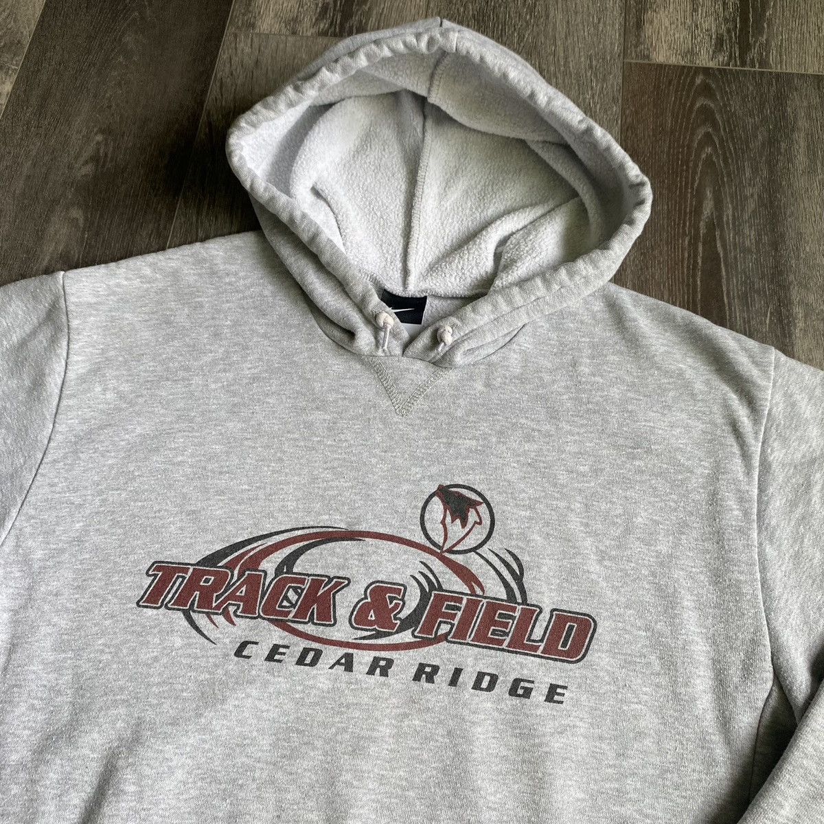 Nike Vintage 2000s Nike Center Swoosh Track And Field Logo Hoodie Size US M / EU 48-50 / 2 - 2 Thumbnail