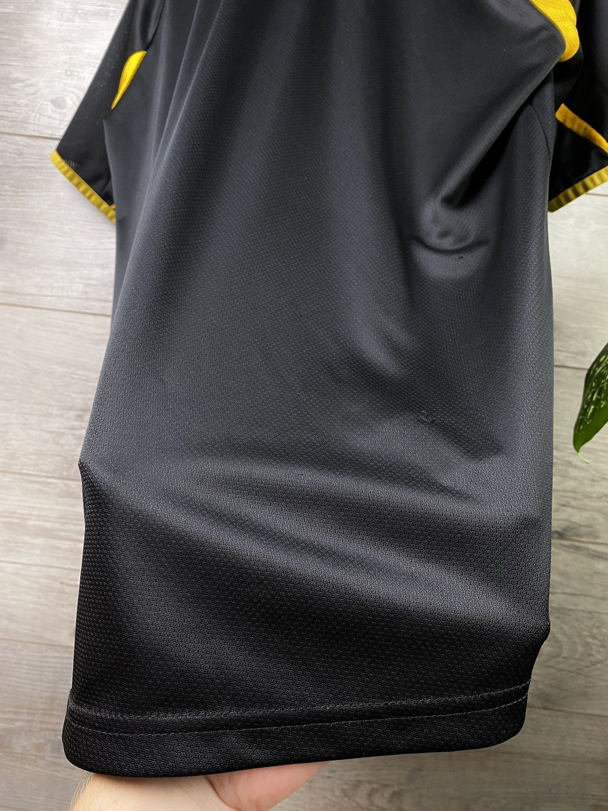 Adidas × Chelsea Soccer Adidas Chelsea UEFA Champions League football jersey size M Size US M / EU 48-50 / 2 - 13 Thumbnail