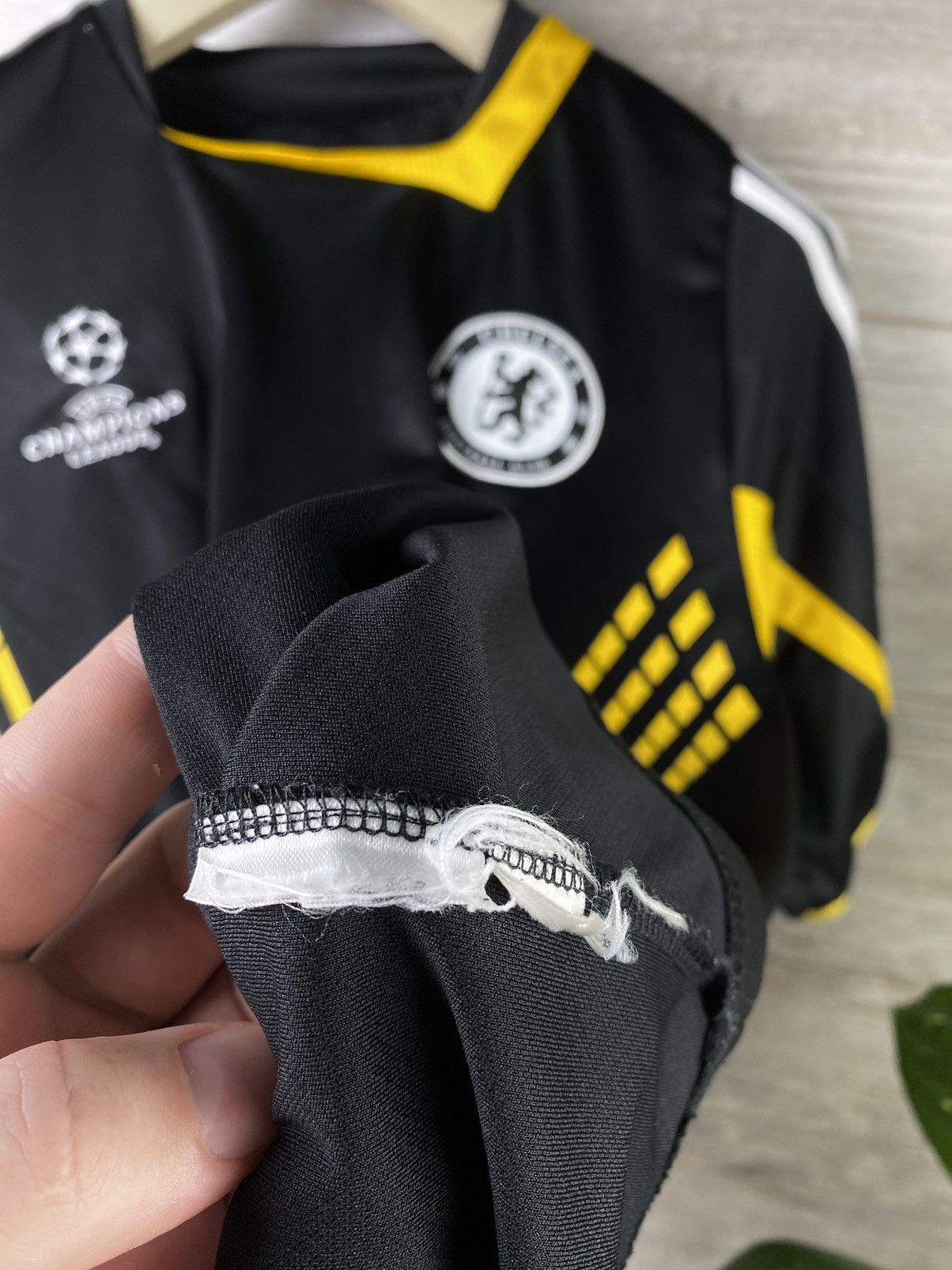 Adidas × Chelsea Soccer Adidas Chelsea UEFA Champions League football jersey size M Size US M / EU 48-50 / 2 - 16 Thumbnail