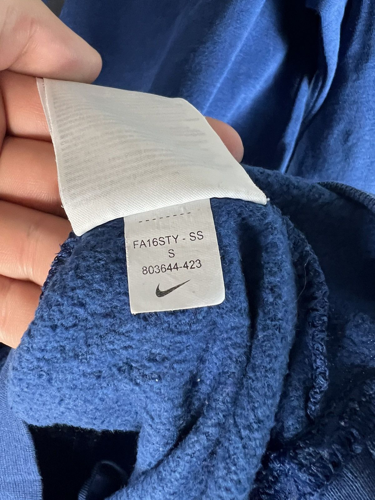Nike Nike Sportswear Essentials slim Fleece Crew Sweat Size S / US 4 / IT 40 - 4 Thumbnail