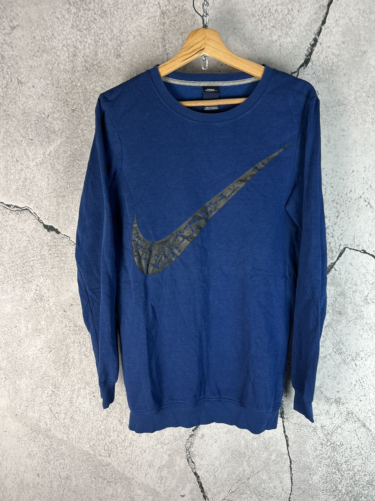 Nike Nike Sportswear Essentials slim Fleece Crew Sweat Size S / US 4 / IT 40 - 1 Thumbnail