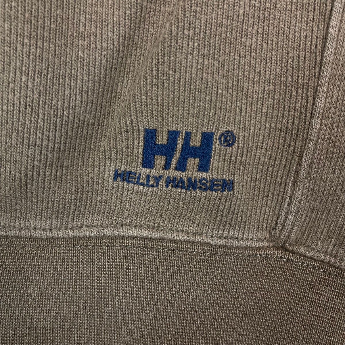 Helly Hansen Vintage Helly Hansen Spell Out Pullover Jumper Sweatshirt Size US M / EU 48-50 / 2 - 5 Thumbnail