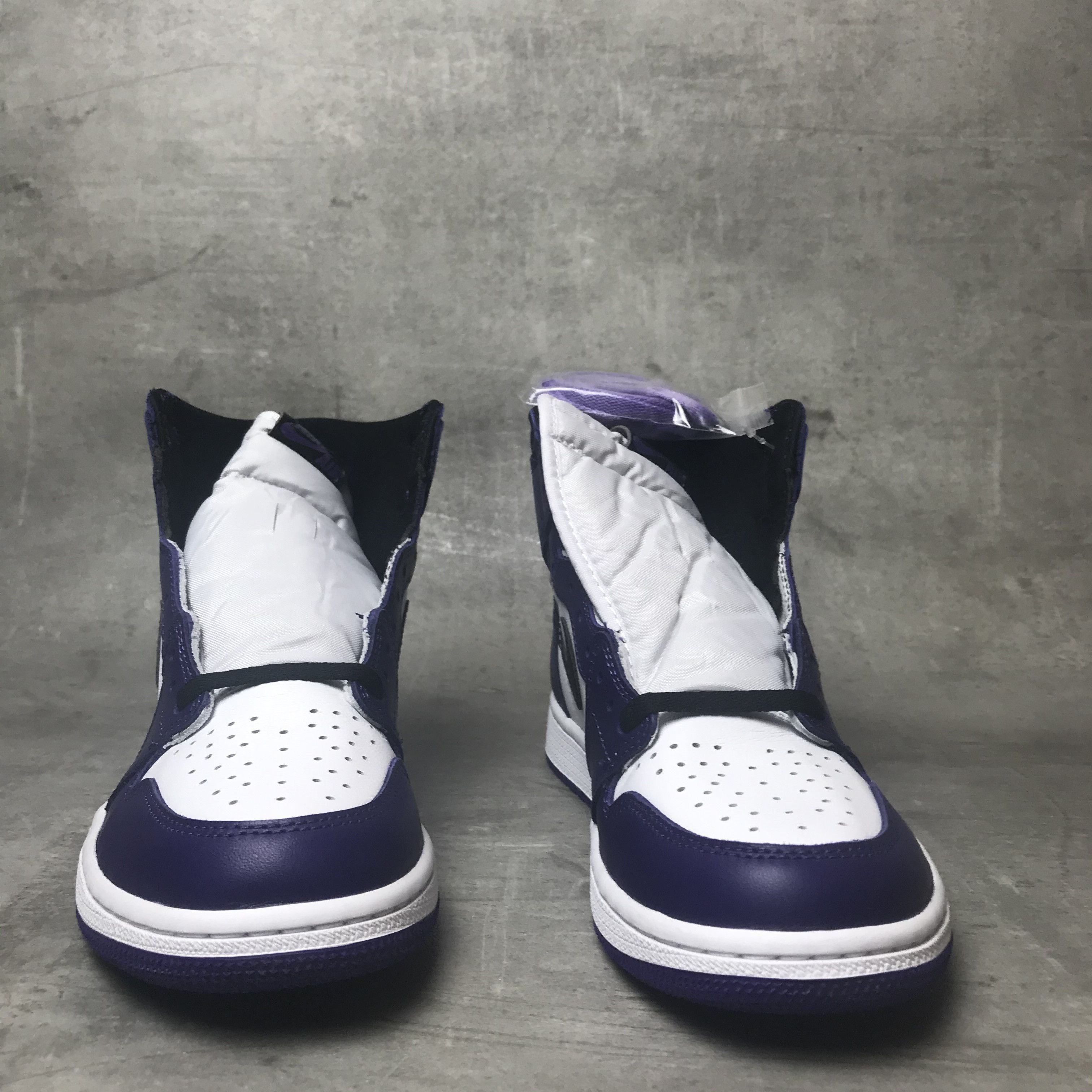 Jordan Brand NIKE Air Jordan 1 Retro High Purple Court 2.0 Size US 9.5 / EU 42-43 - 3 Thumbnail