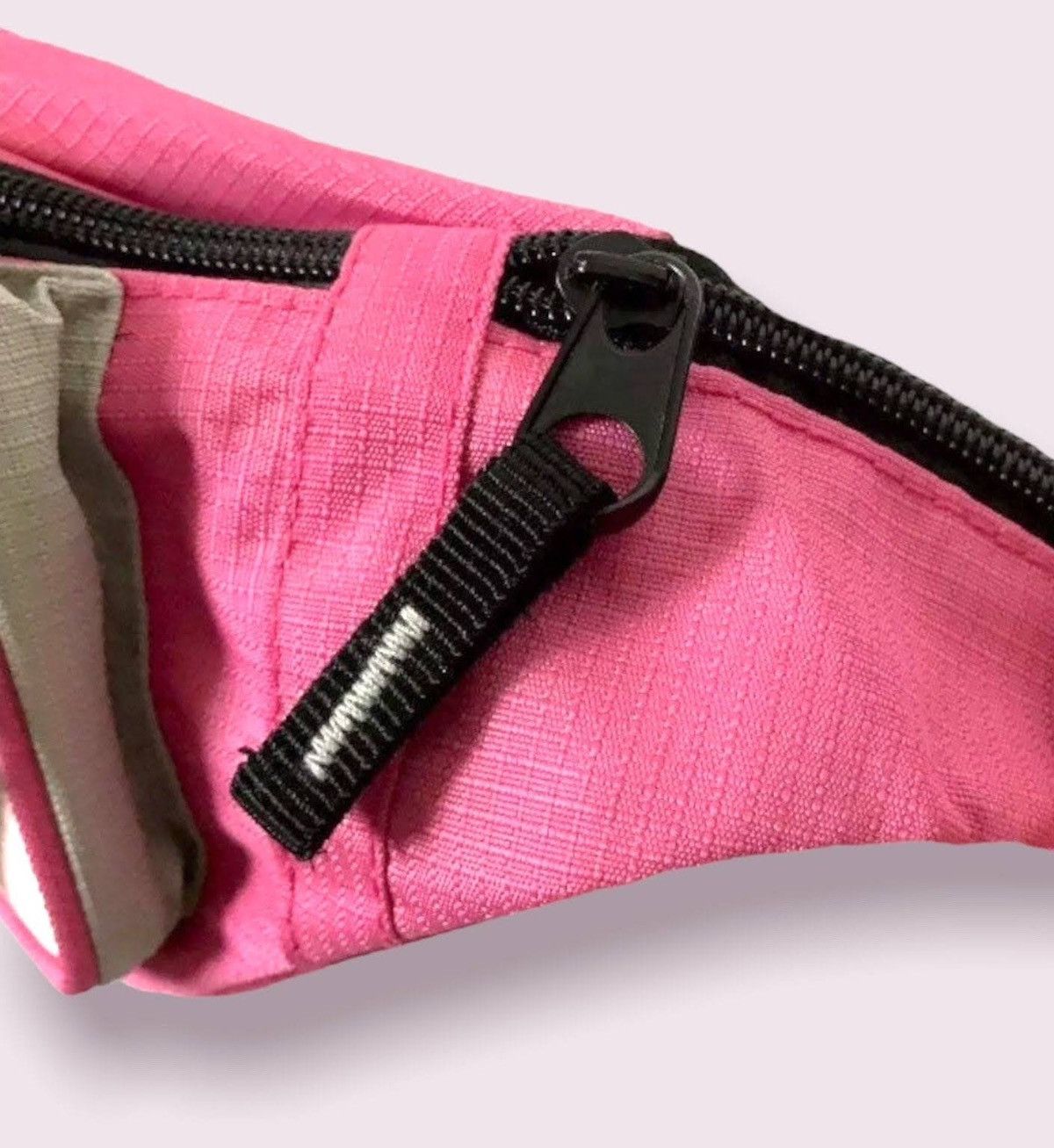 Roots Roots Fanny Pack Bag Designer Crossbody Vintage Purse Size ONE SIZE - 4 Thumbnail