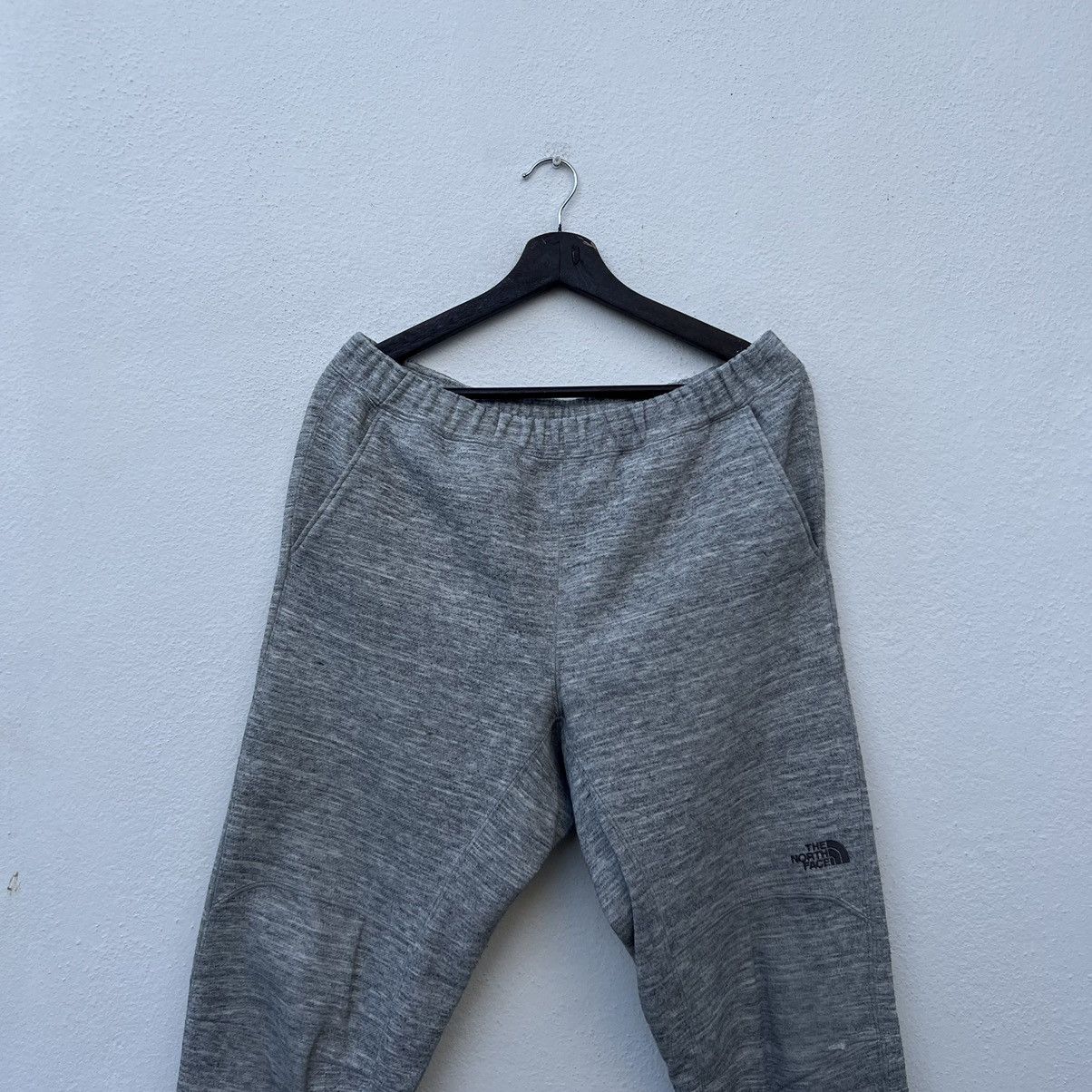 Japanese Brand VINTAGE THE NORTH FACE JOGGER PANTS Size US 30 / EU 46 - 3 Thumbnail