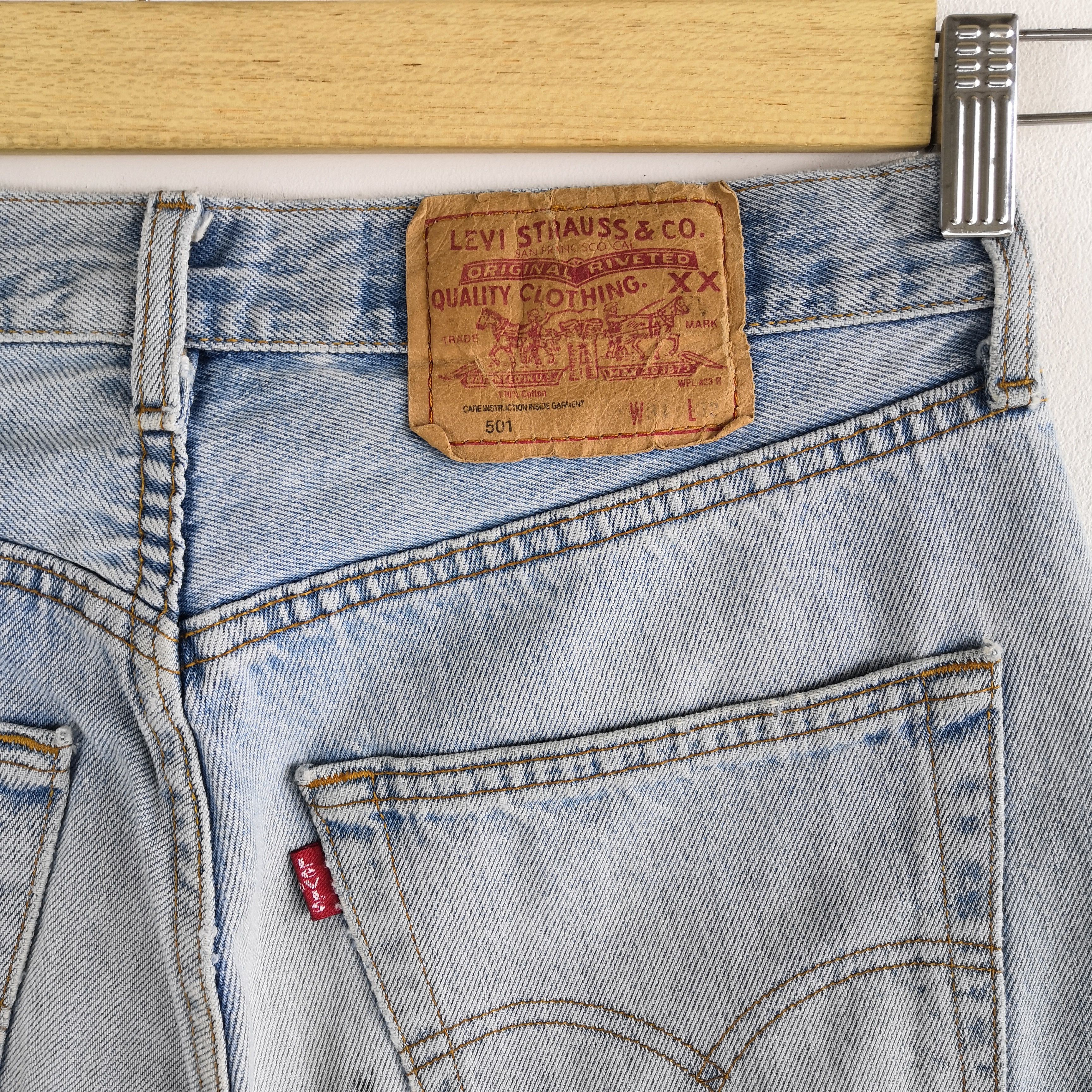 Levi's Vintage Levis Distressed Jeans Levi's 501 Light Wash Denim Size 28" / US 6 / IT 42 - 5 Thumbnail
