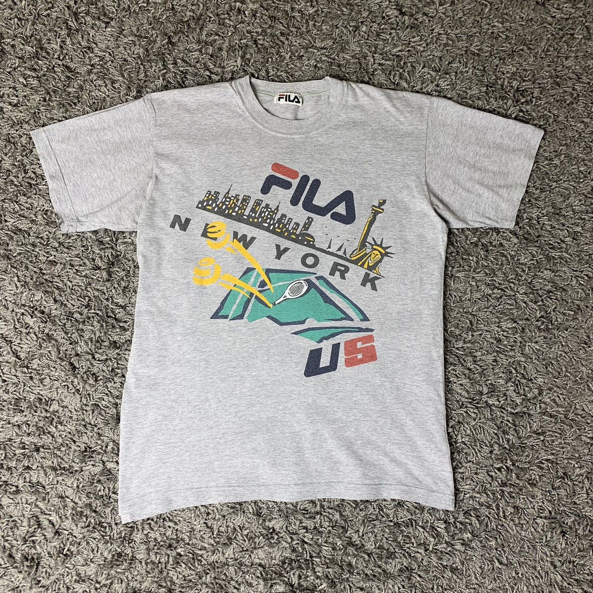 Fila Fila Made in Italy Vintage T-Shirt Rare Size US L / EU 52-54 / 3 - 2 Thumbnail