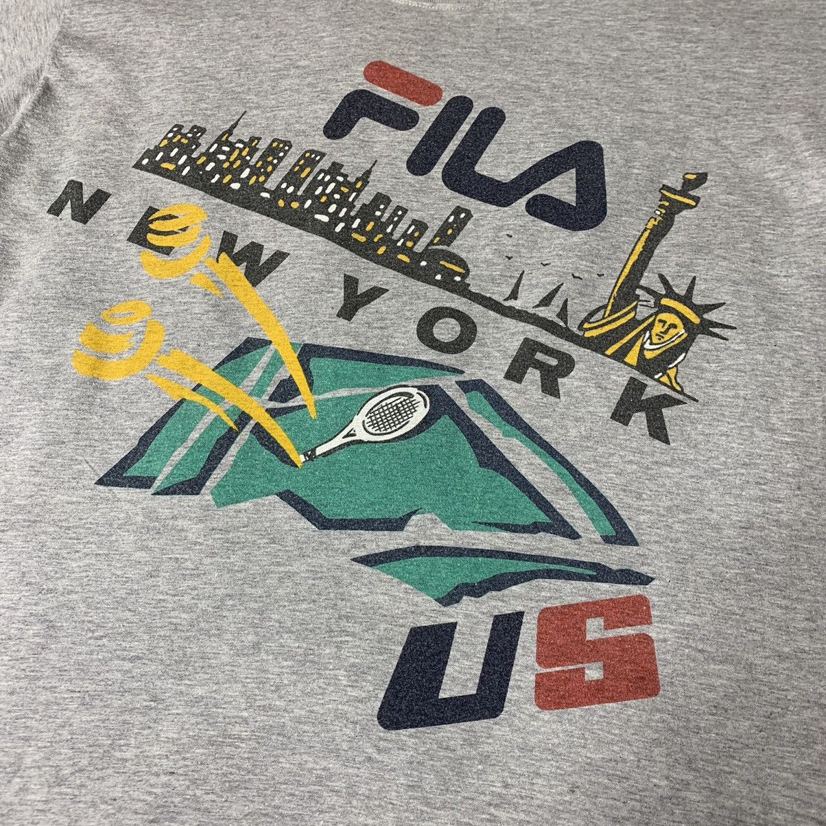 Fila Fila Made in Italy Vintage T-Shirt Rare Size US L / EU 52-54 / 3 - 3 Thumbnail