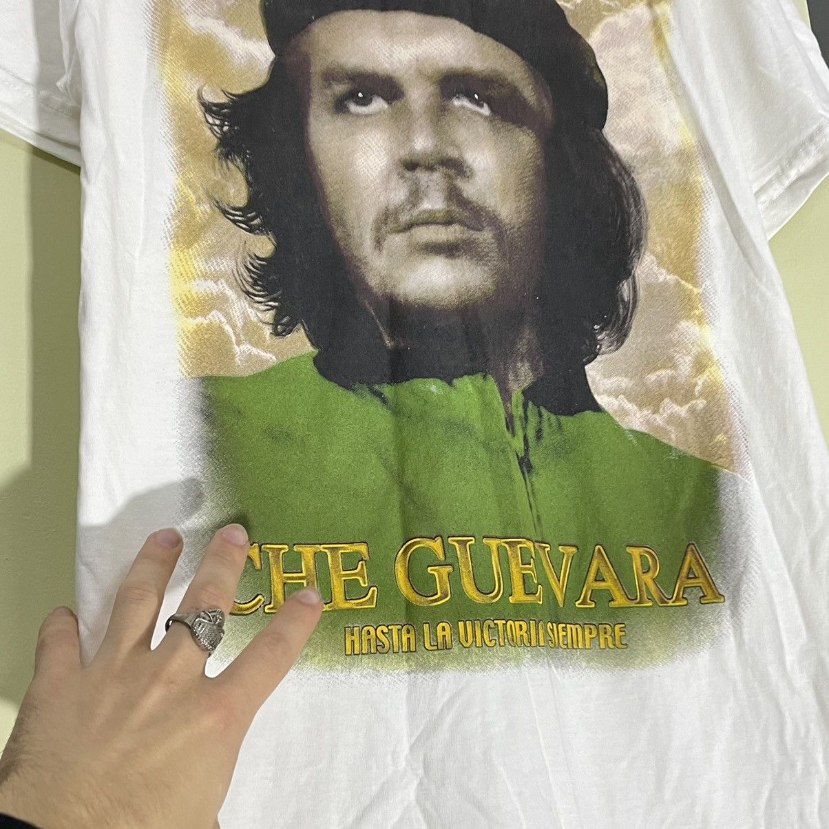 Vintage Vintage 90s Sun Faded Che Guevara Graphic Tee Streetwear XL Size US XL / EU 56 / 4 - 5 Thumbnail