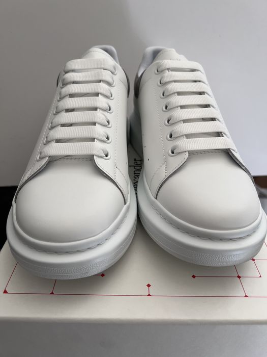 Alexander McQueen Alexander McQueen Oversized Sneaker Paint Dipped