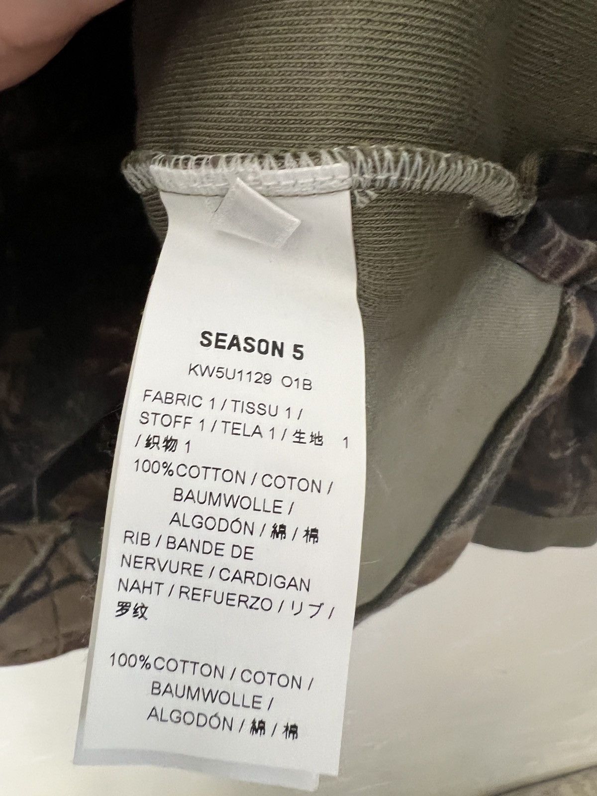 Yeezy Yeezy season 5 camo long sleeve t shirt Size US M / EU 48-50 / 2 - 4 Thumbnail