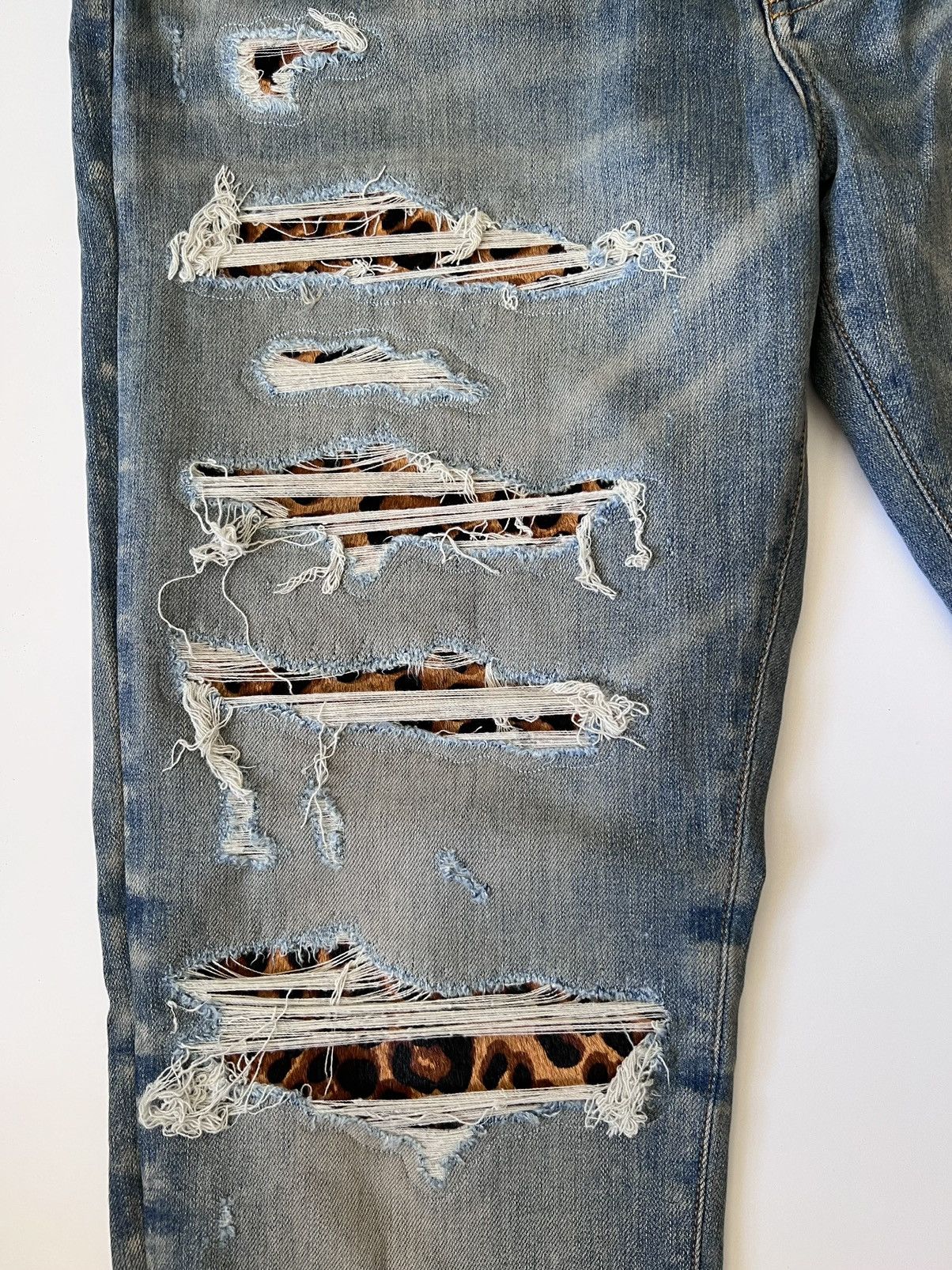 Amiri AMIRI LEOPARD THRASHER JEANS BLUE SIZE 38 Size US 38 / EU 54 - 4 Thumbnail
