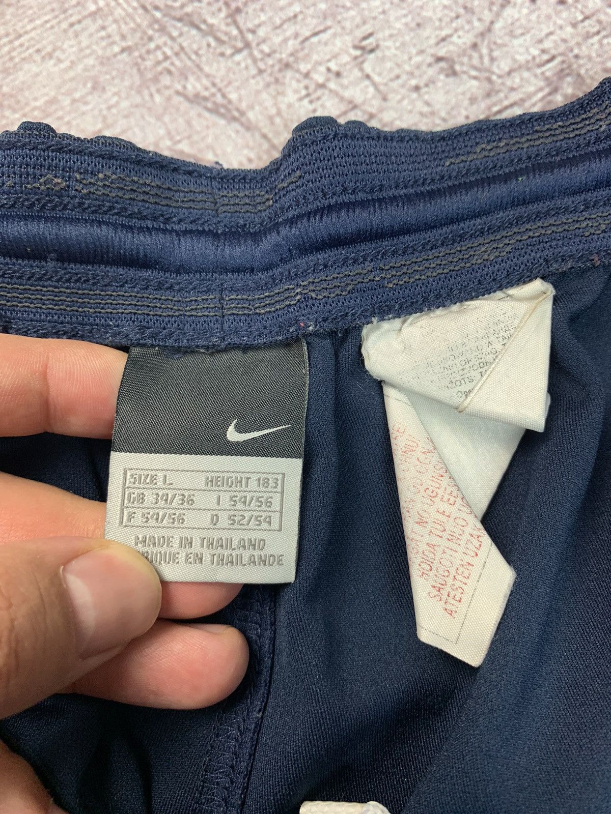 Nike × Vintage Vintage Nike Y2K Total 90 Mens Shorts Size US 34 / EU 50 - 4 Thumbnail