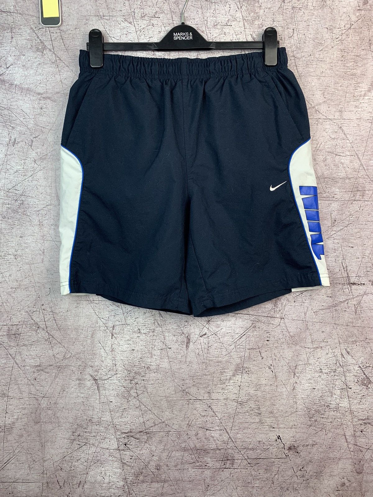 Nike Nike Vintage Y2K Mens Nylon Big Logo Shorts Size US 32 / EU 48 - 1 Thumbnail