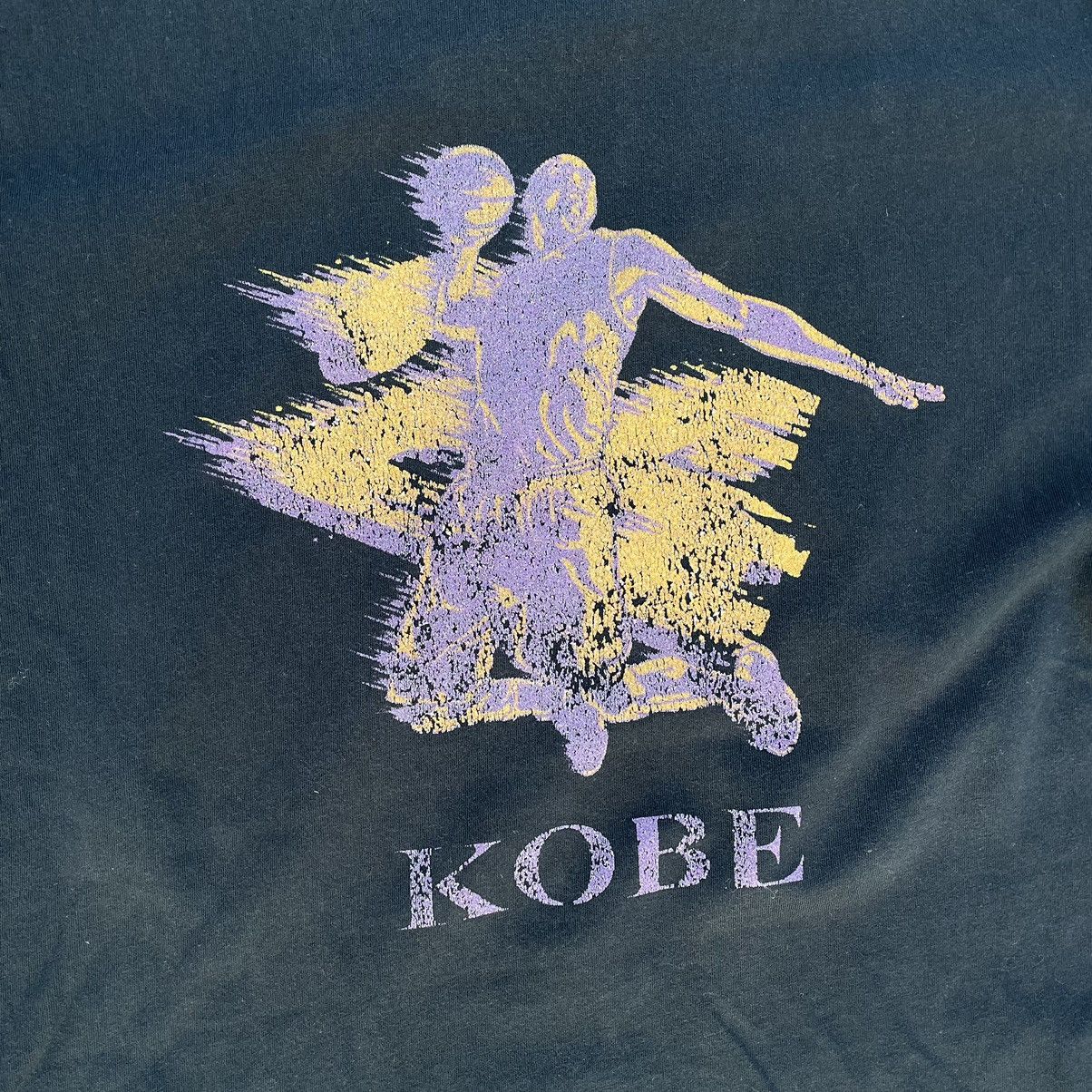 NBA × Vintage Vintage Kobe Bryant T-shirts Big Logo 90s Streetwear USA Size US M / EU 48-50 / 2 - 3 Thumbnail