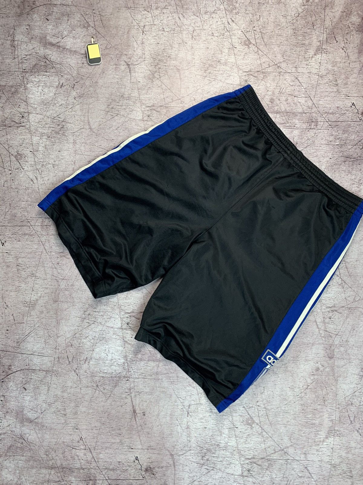 Adidas × Vintage Adidas Vintage Shorts Size US 34 / EU 50 - 2 Thumbnail