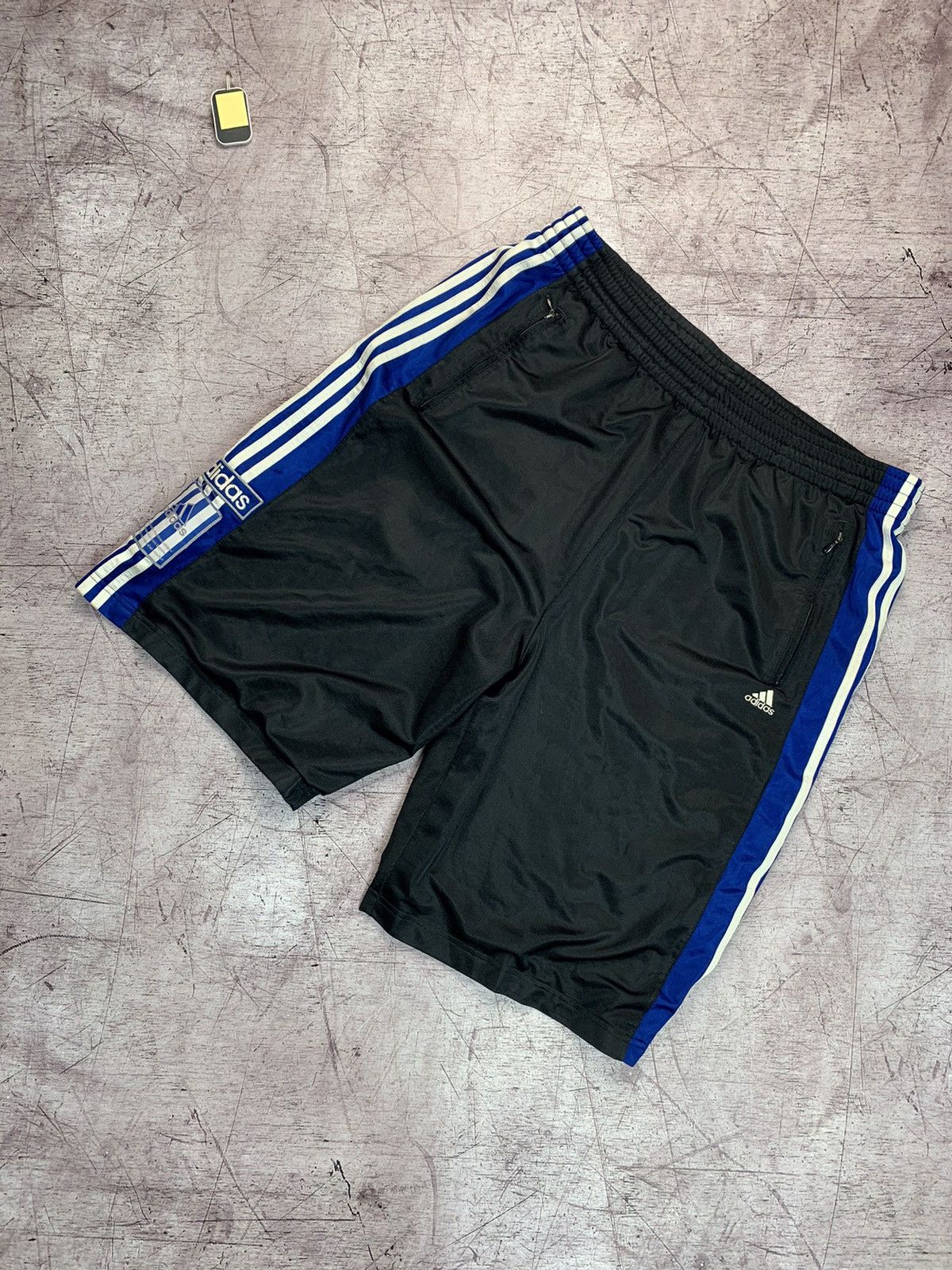 Adidas × Vintage Adidas Vintage Shorts Size US 34 / EU 50 - 1 Thumbnail