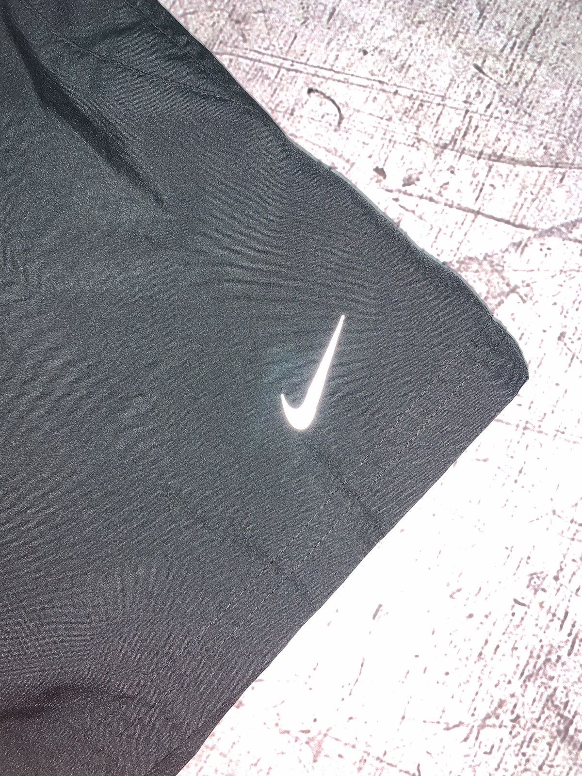 Nike × Vintage Vintage Nike Y2K Hype Mens Shorts Size US 32 / EU 48 - 5 Thumbnail
