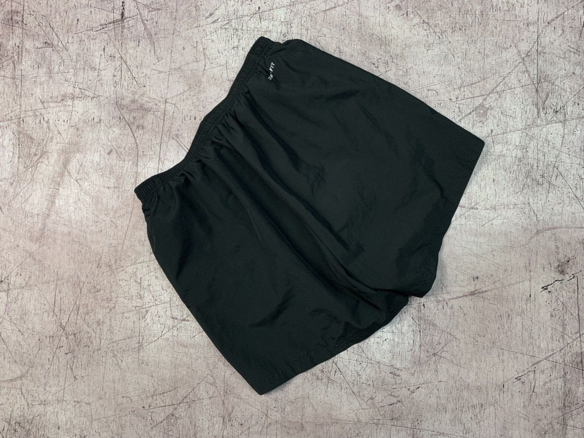Nike × Vintage Vintage Nike Y2K Hype Mens Shorts Size US 32 / EU 48 - 7 Thumbnail