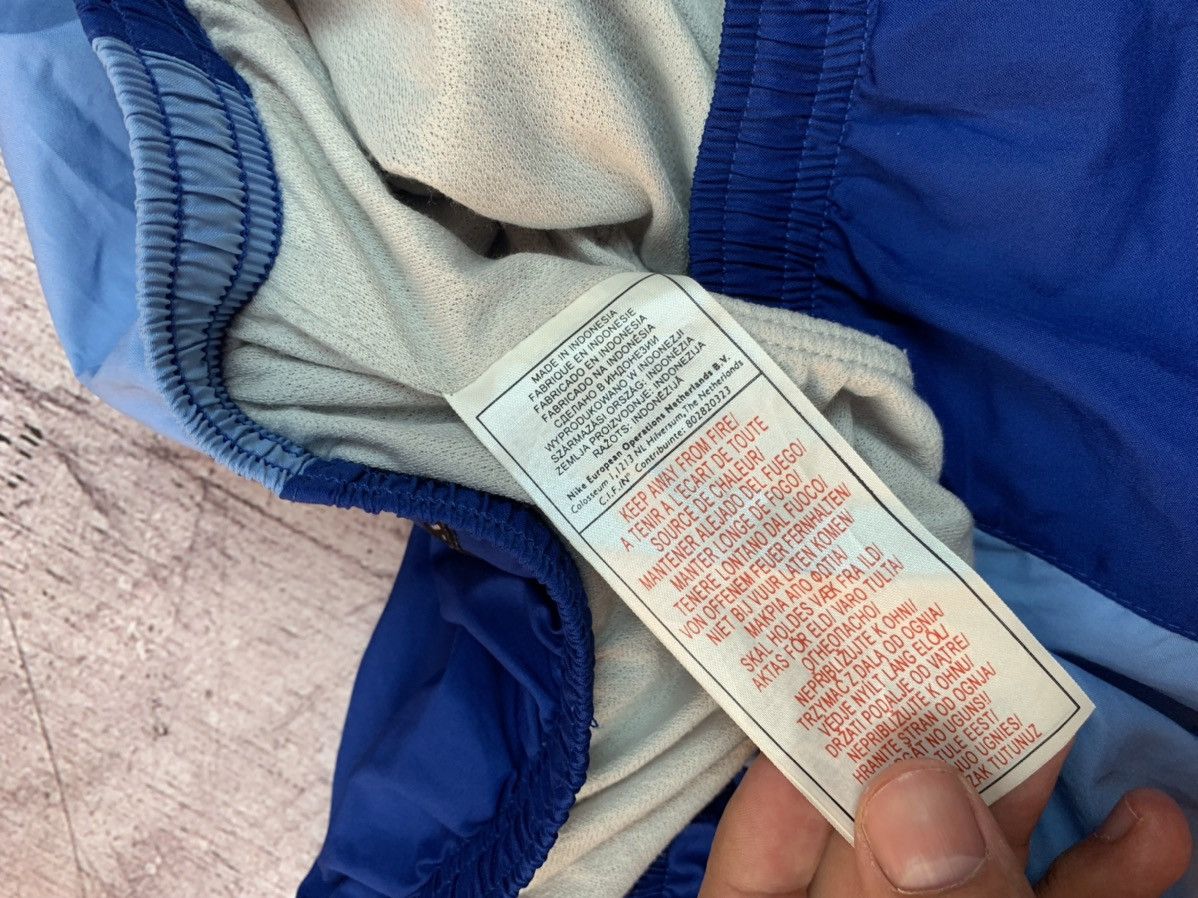 Nike × Vintage Vintage Nike Y2K Hype Running Mens Shorts Size US 36 / EU 52 - 5 Thumbnail