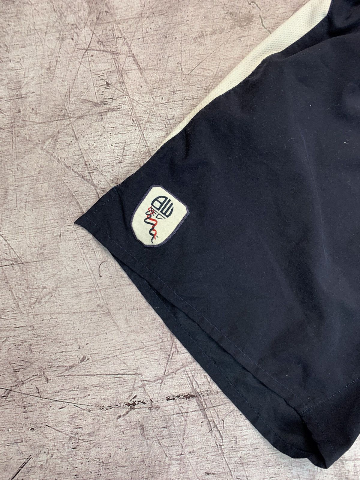 Reebok Vintage Reebok Bolton Shorts Size US 38 / EU 54 - 3 Thumbnail