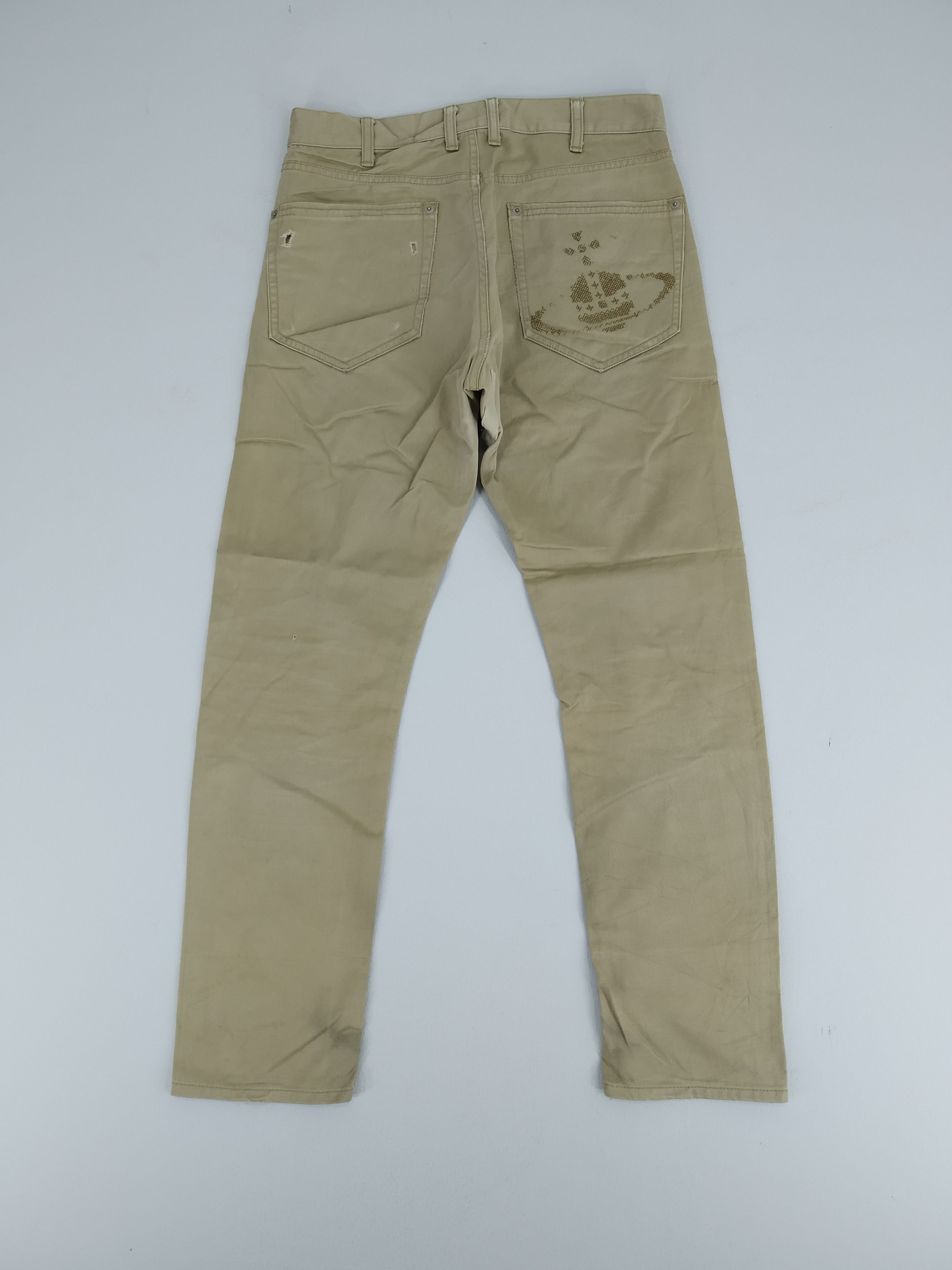 Vivienne Westwood Size 31 Vivienne Westwood Man Casual Pants Logo On Pocket Size US 31 - 1 Thumbnail