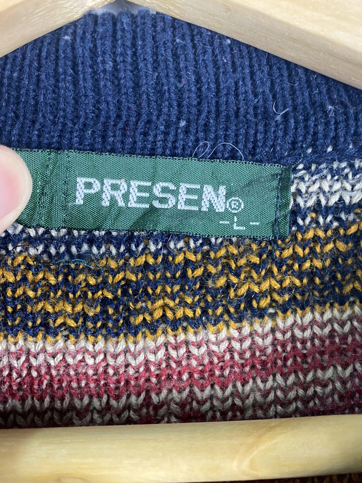 Japanese Brand STEAL 🔥 Vintage Navajo x Native Knit Sweater By Presen Size US L / EU 52-54 / 3 - 3 Thumbnail