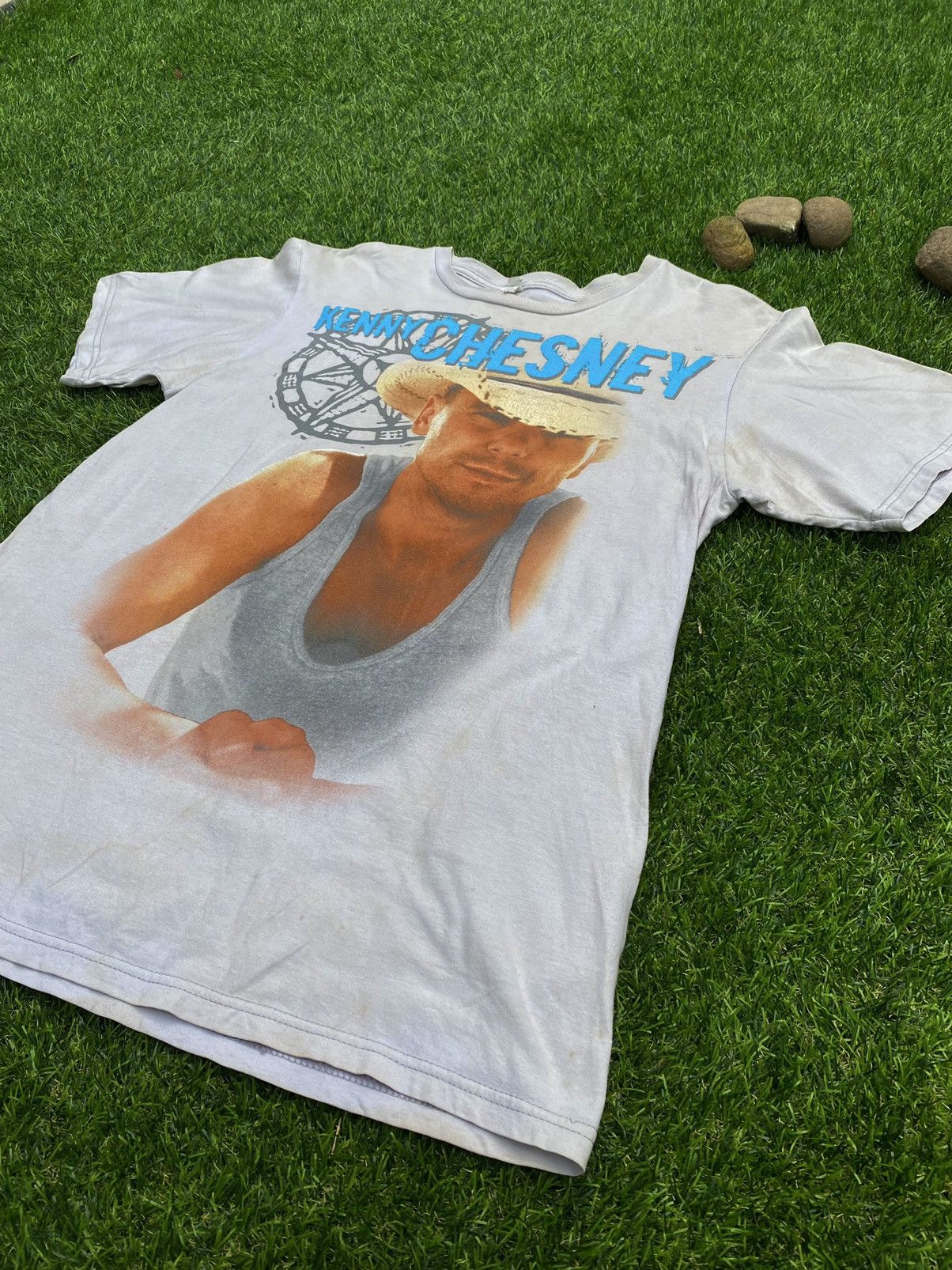 Band Tees SHOOT 🔥 Vintage Y2K Kenny Chesney Tour Tees T Shirts Size US M / EU 48-50 / 2 - 2 Thumbnail