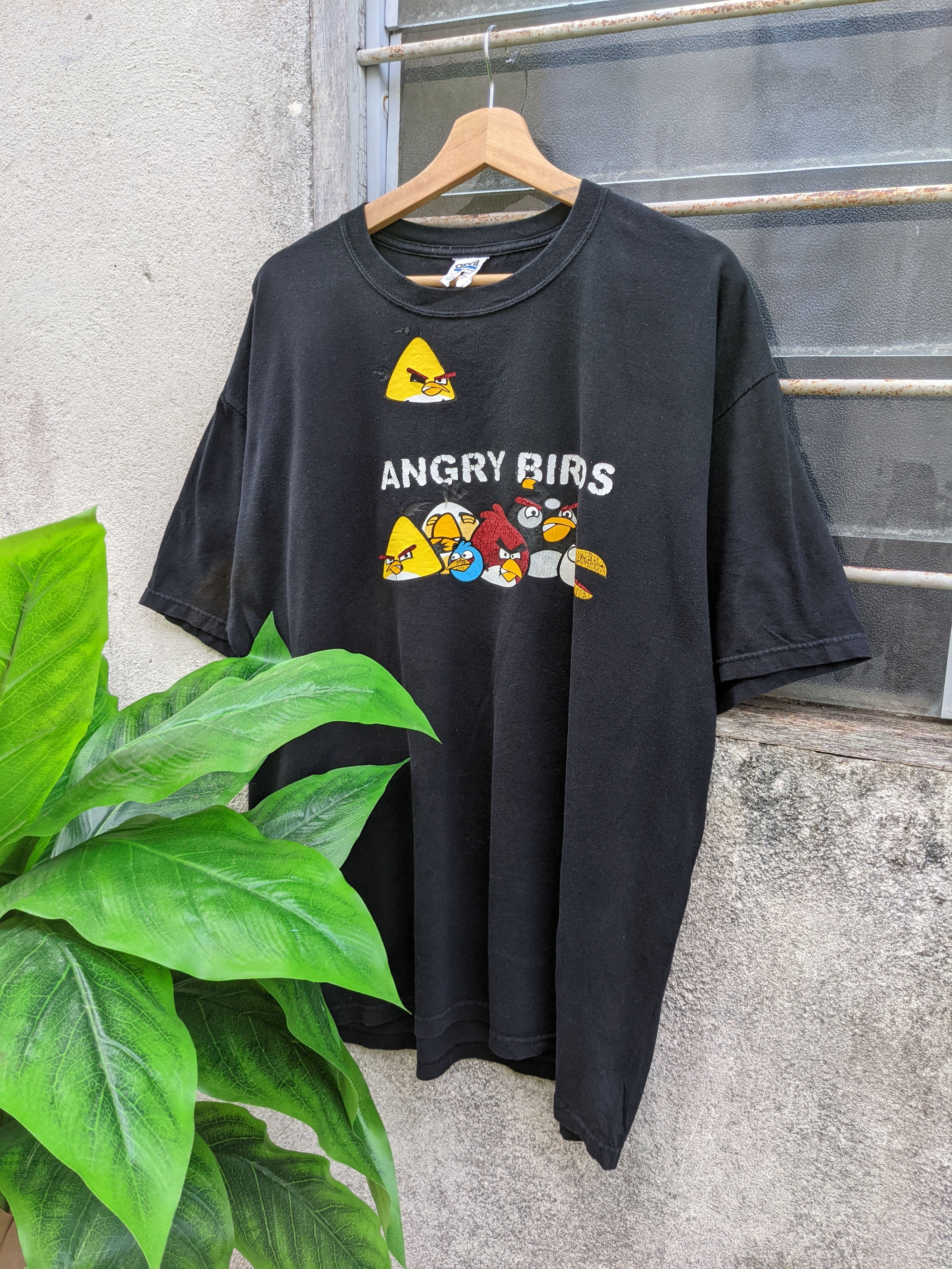 🔥 Steal 🔥 Vintage Y2K Angry Birds tshirt