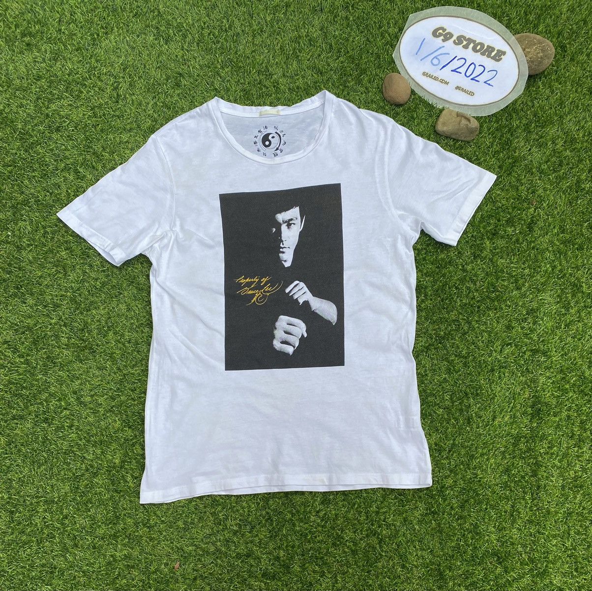 Japanese Brand Vintage Y2K Bruce Lee Martial Art Legendary Tees T Shirts Size US L / EU 52-54 / 3 - 1 Thumbnail