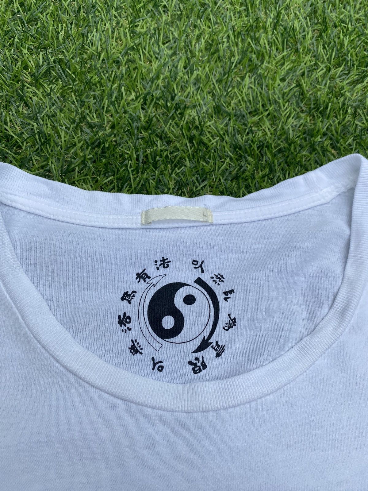 Japanese Brand Vintage Y2K Bruce Lee Martial Art Legendary Tees T Shirts Size US L / EU 52-54 / 3 - 3 Thumbnail