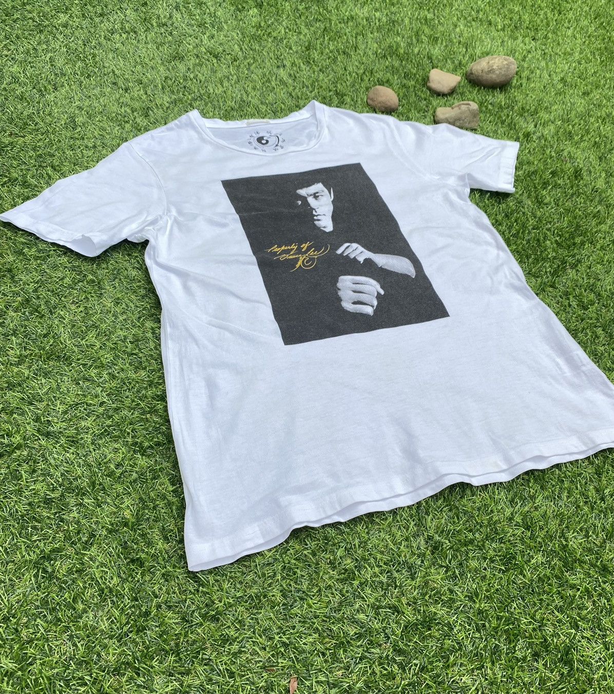 Japanese Brand Vintage Y2K Bruce Lee Martial Art Legendary Tees T Shirts Size US L / EU 52-54 / 3 - 2 Thumbnail