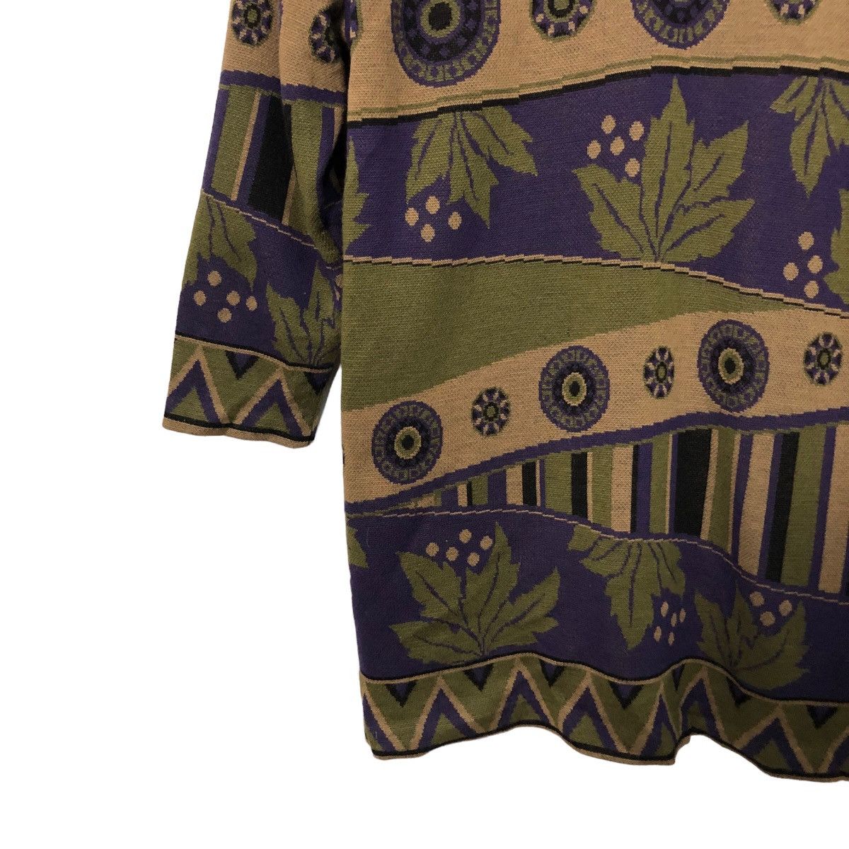 Japanese Brand Vintage Unchicpull Button Ups Full Print Coat Jacket Size US L / EU 52-54 / 3 - 7 Thumbnail