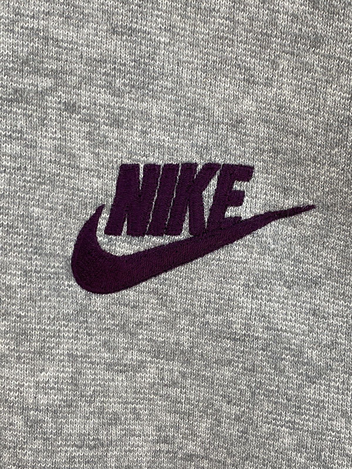 Nike Vintage Nike Small Logo Sweatshirt Size US M / EU 48-50 / 2 - 4 Thumbnail